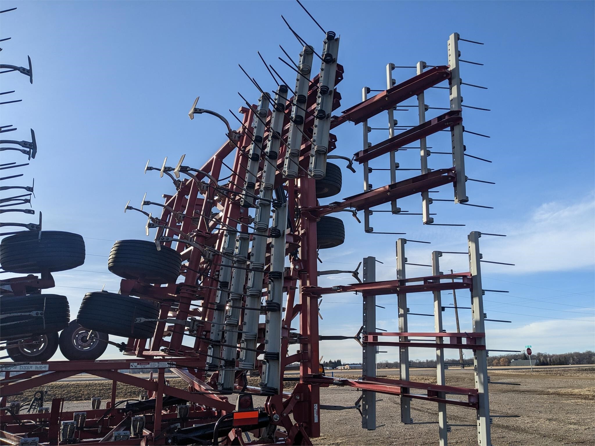 2011 Wil-Rich Quad X-2 Field Cultivator