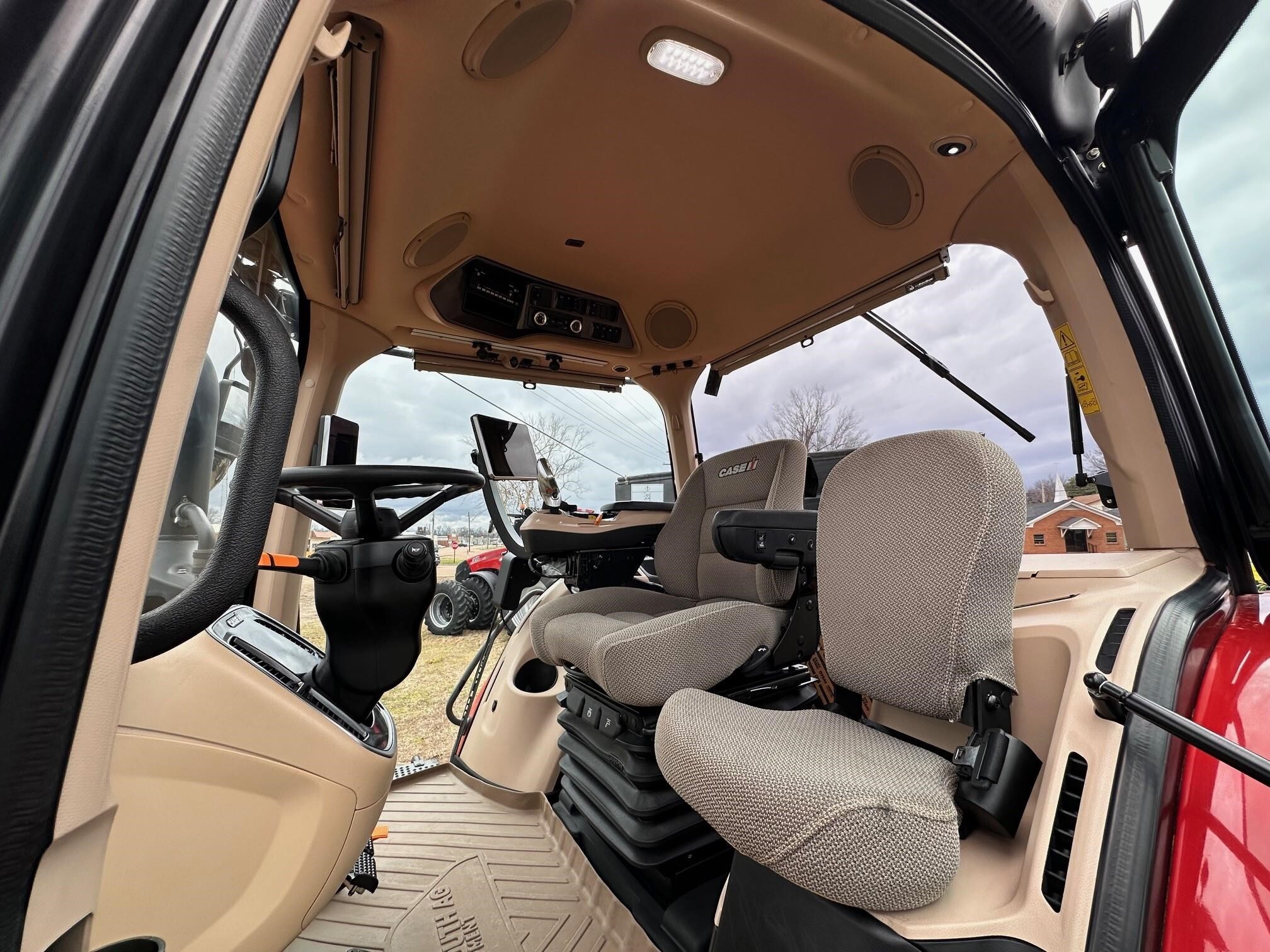 2021 Case IH MAGNUM 380 AFS CONNECT ROWTRAC CVX Tractor