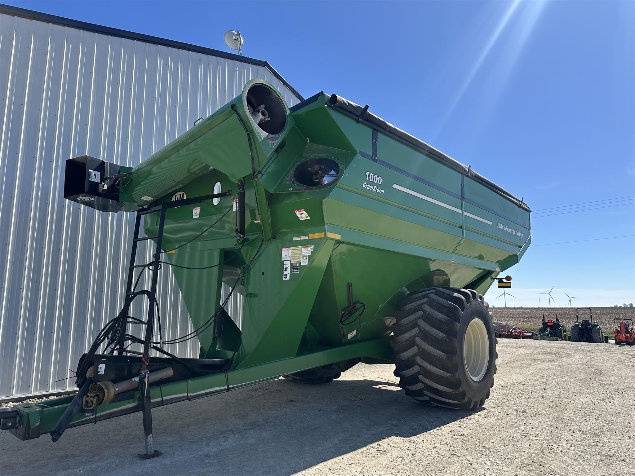 2008 J&M 1000-20 Grain Cart