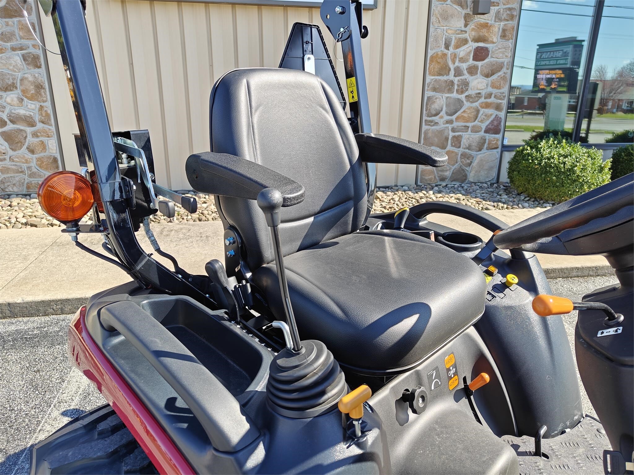 2025 Yanmar 325 Tractor