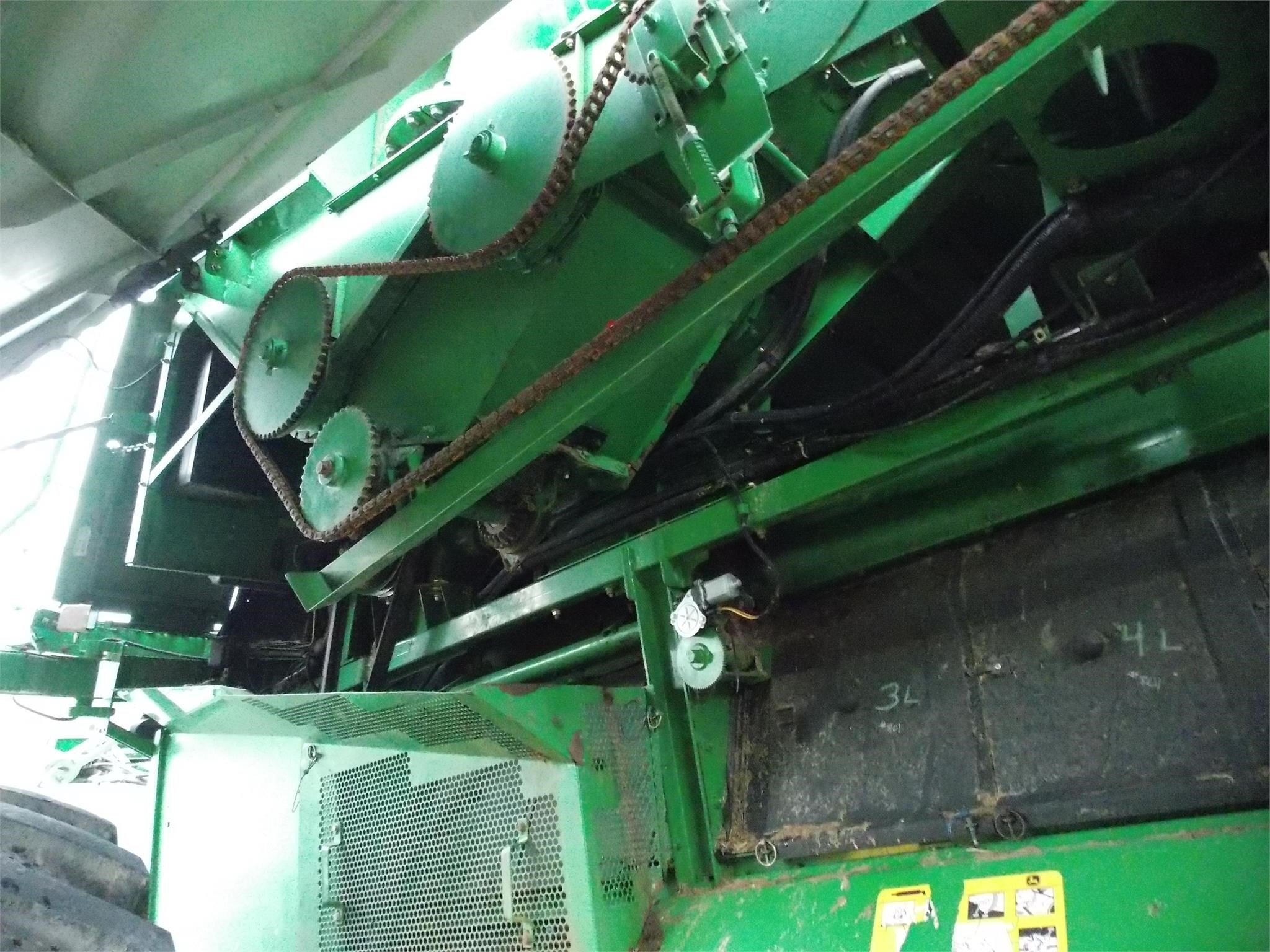2007 John Deere 9660 STS Combine