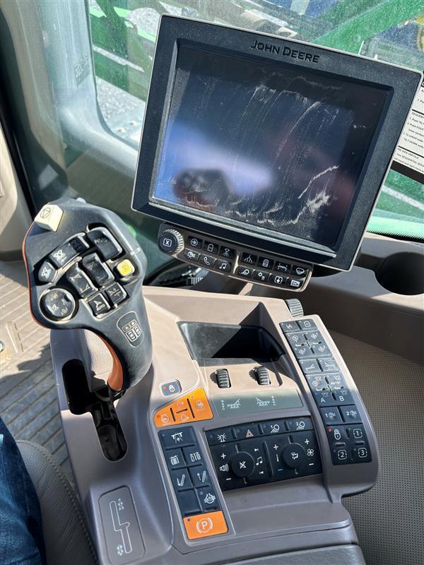 2018 John Deere R4045 Self-Propelled Sprayer