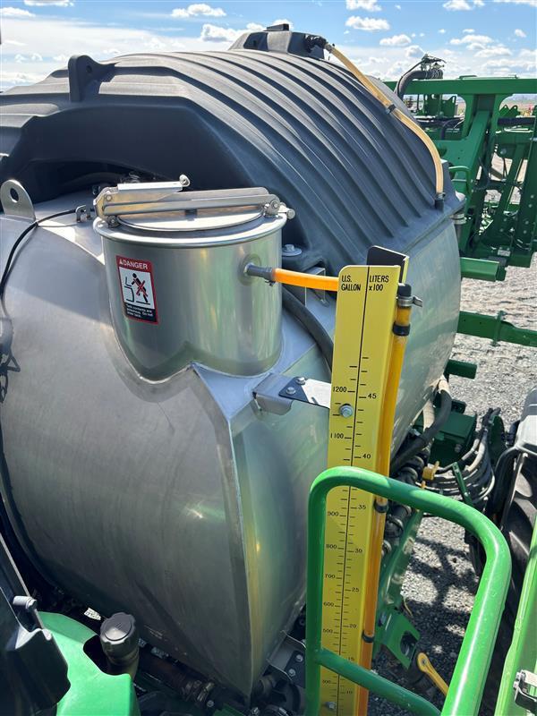 2018 John Deere R4045 Self-Propelled Sprayer