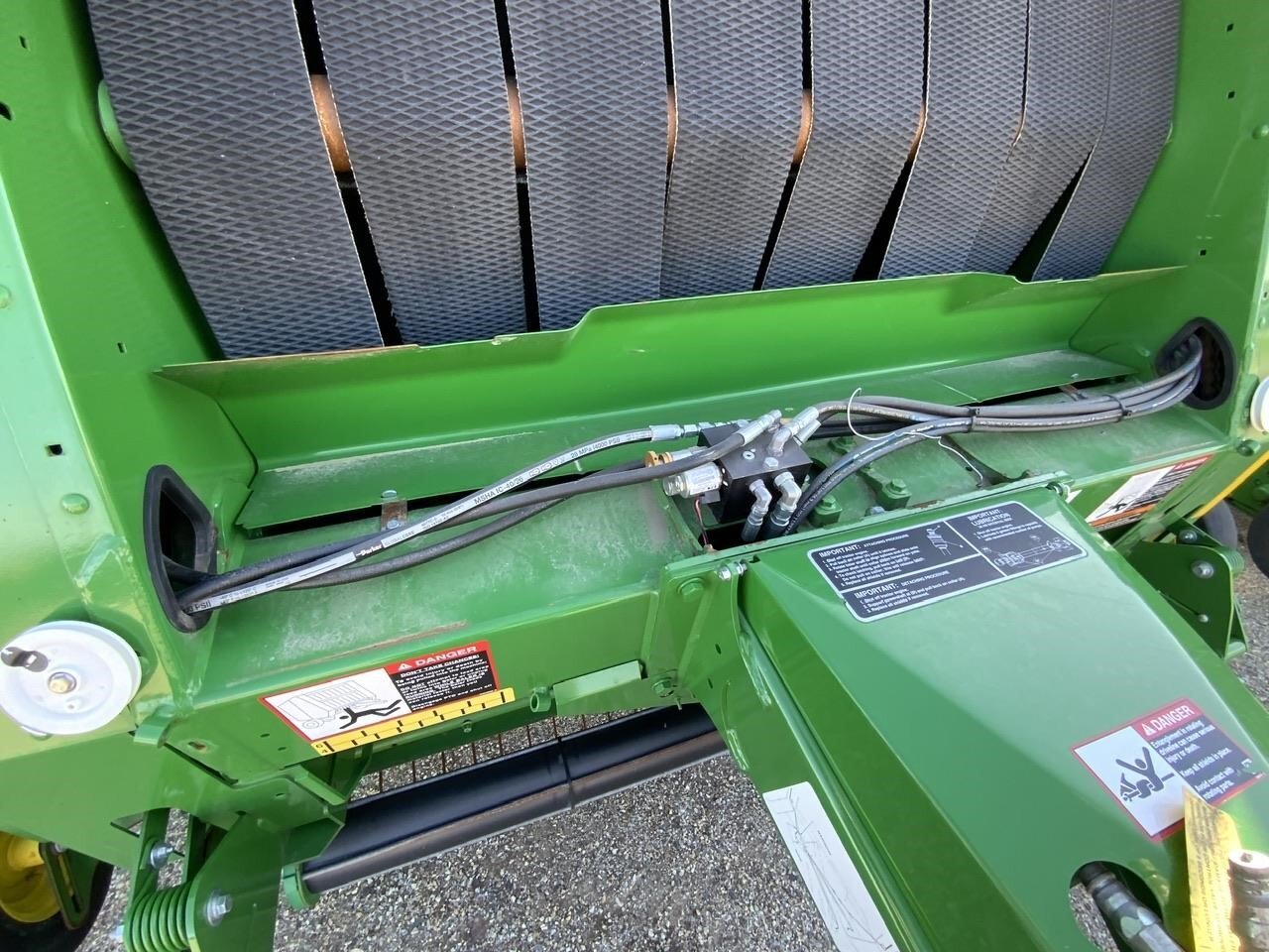 2020 John Deere 560R Round Baler