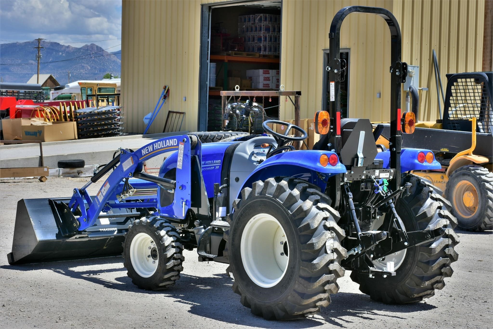 2023 New Holland Boomer 35 Tractor