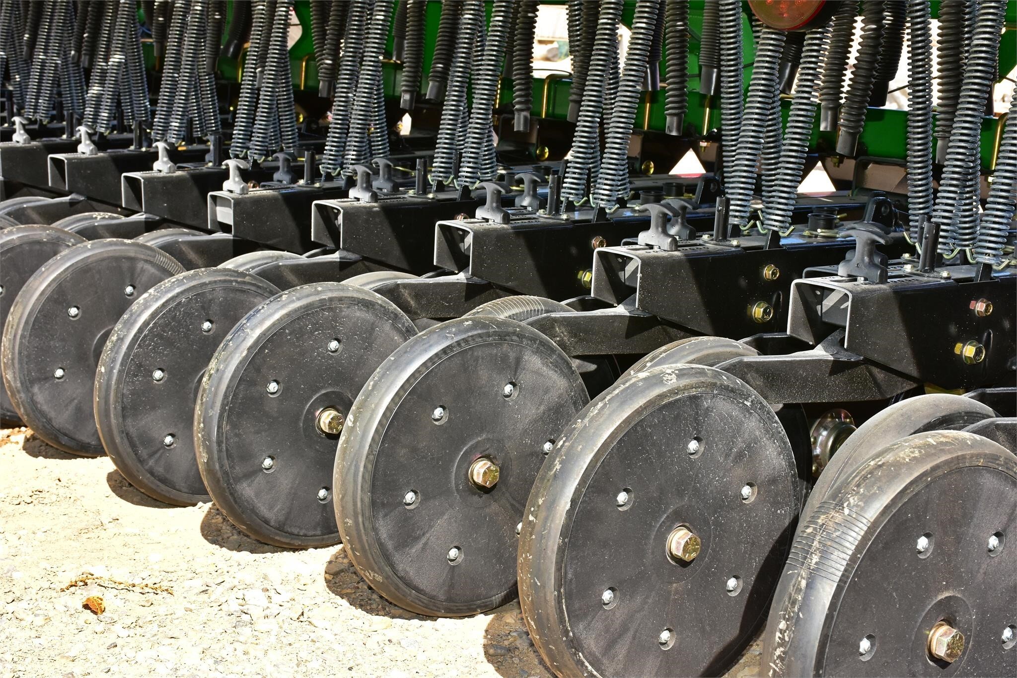 2023 Great Plains 2000 Drill