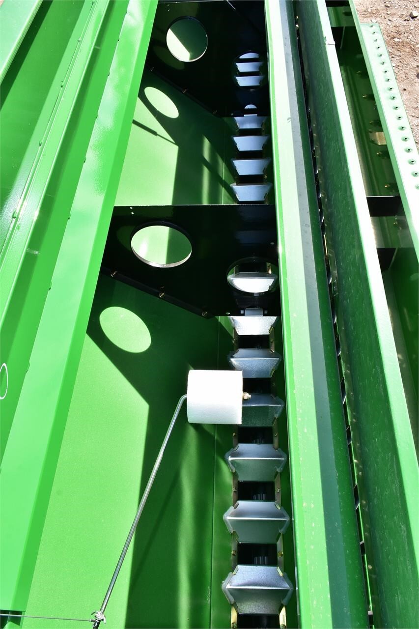 2023 Great Plains 2000 Drill