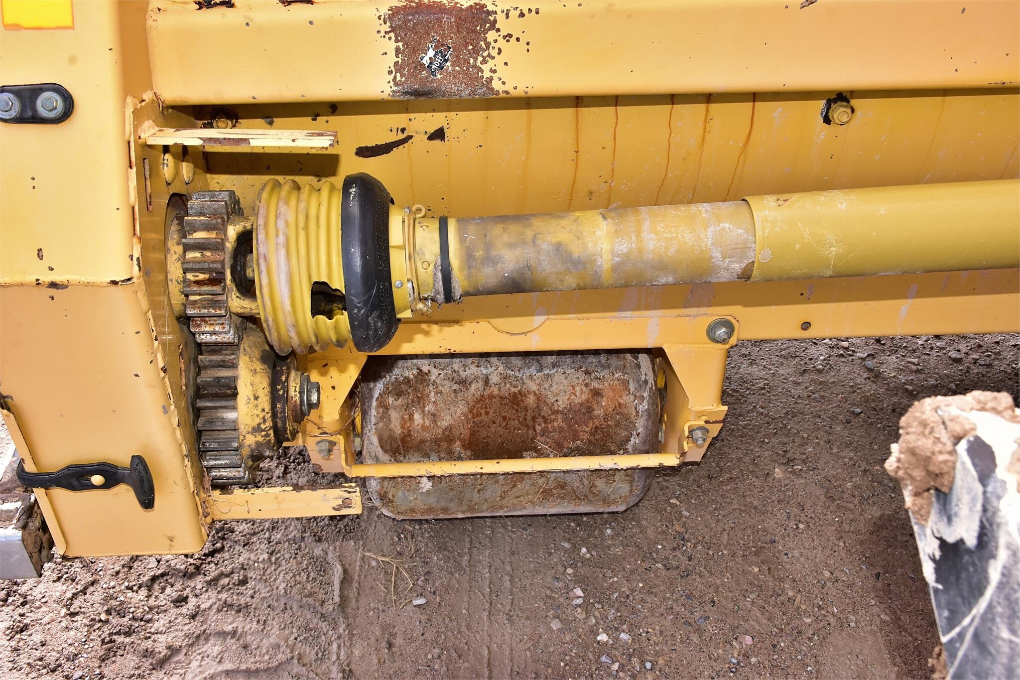 2000 New Holland FX58 Self-Propelled Forage Harvester