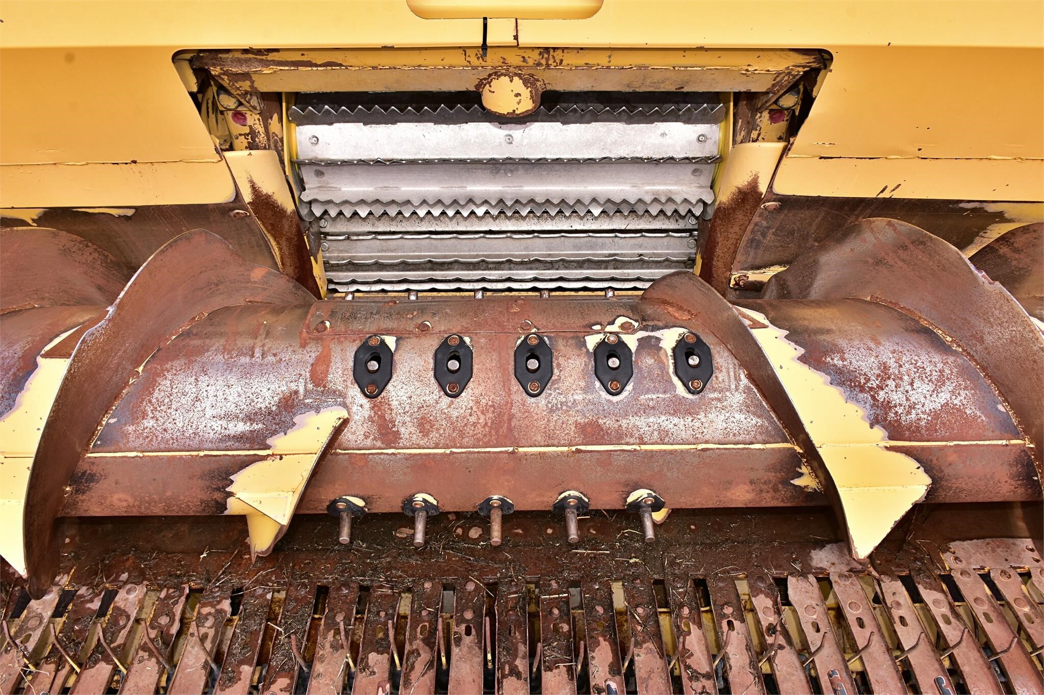 2000 New Holland FX58 Self-Propelled Forage Harvester