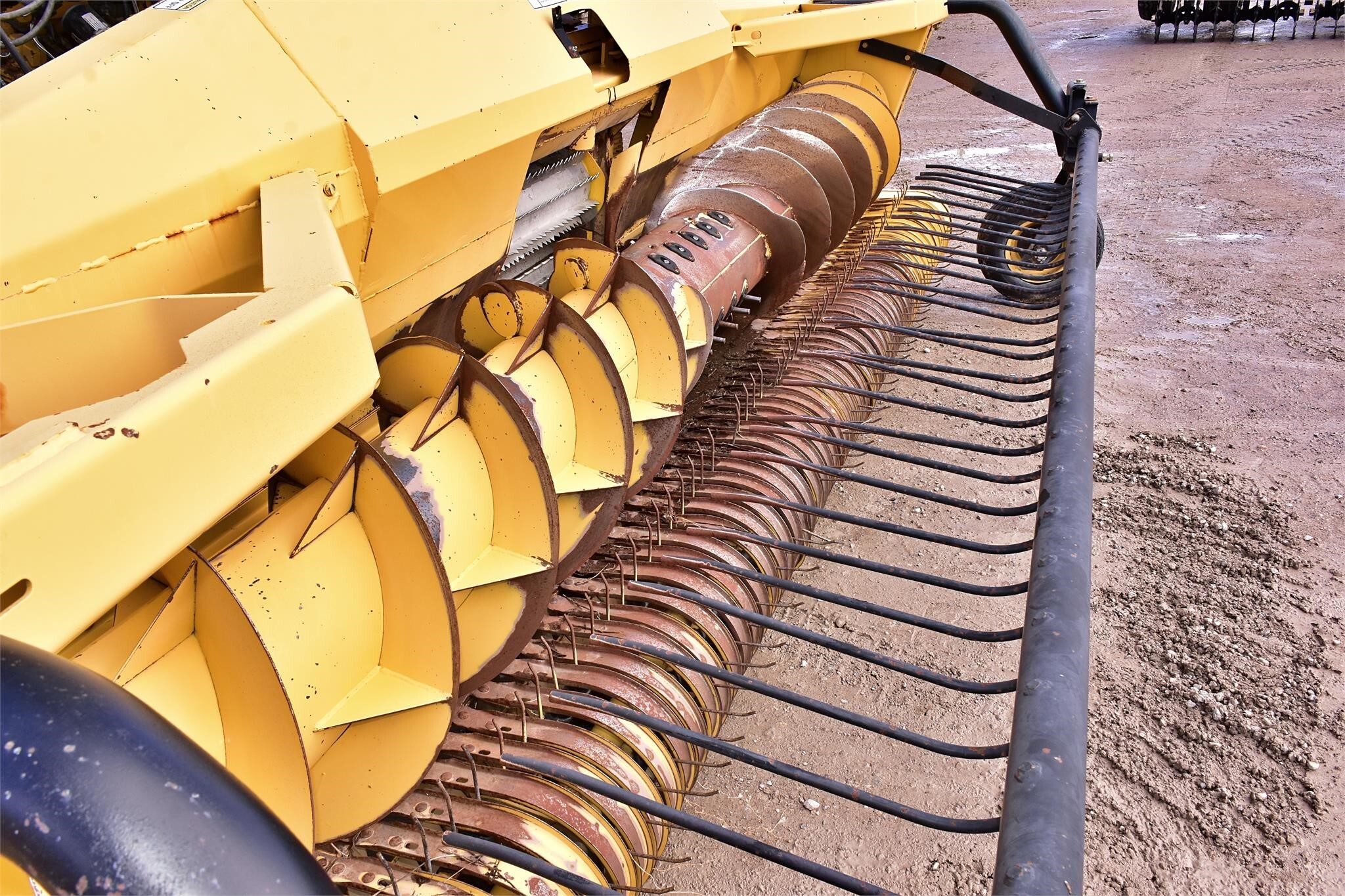 2000 New Holland FX58 Self-Propelled Forage Harvester
