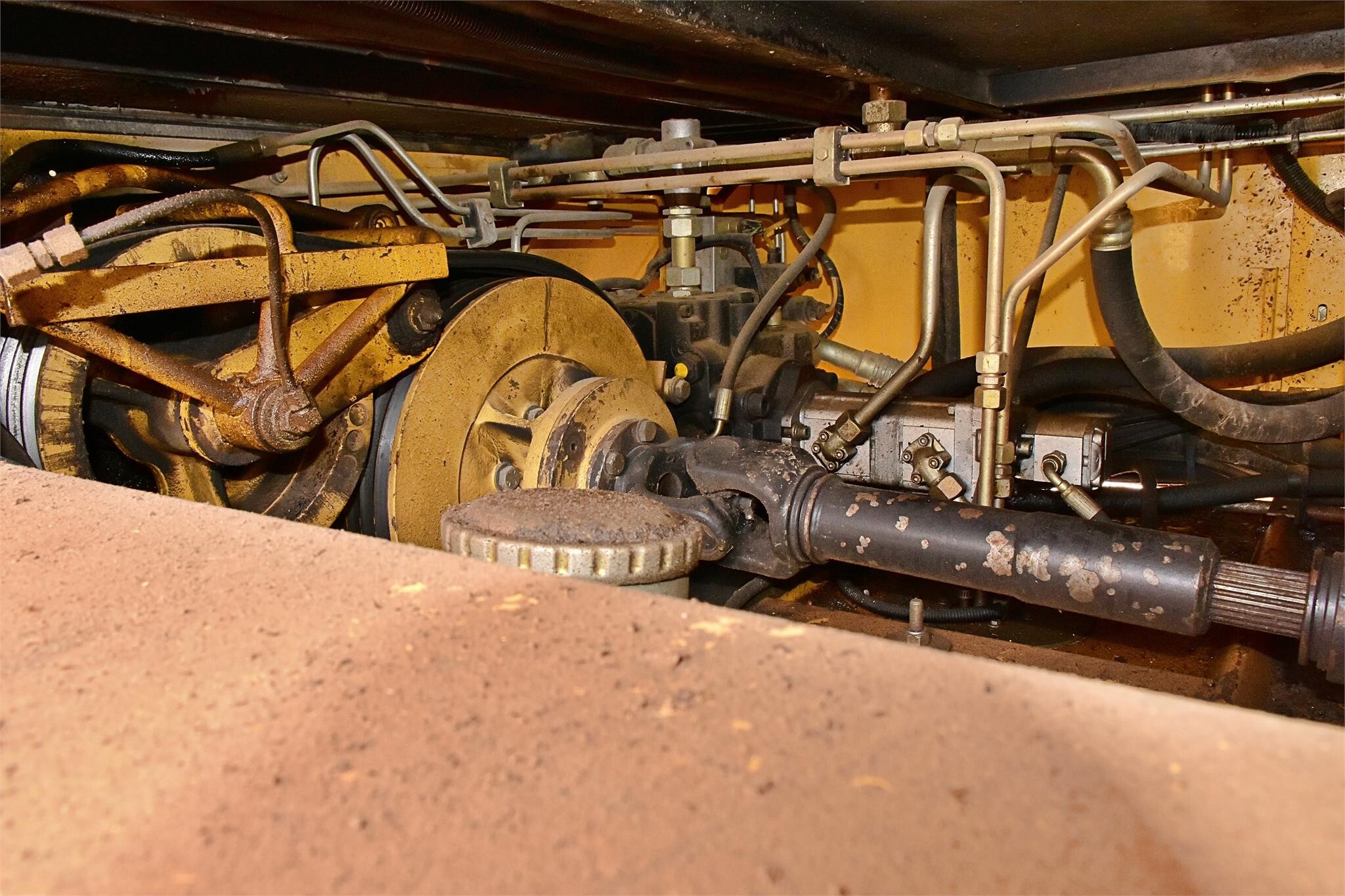 2000 New Holland FX58 Self-Propelled Forage Harvester