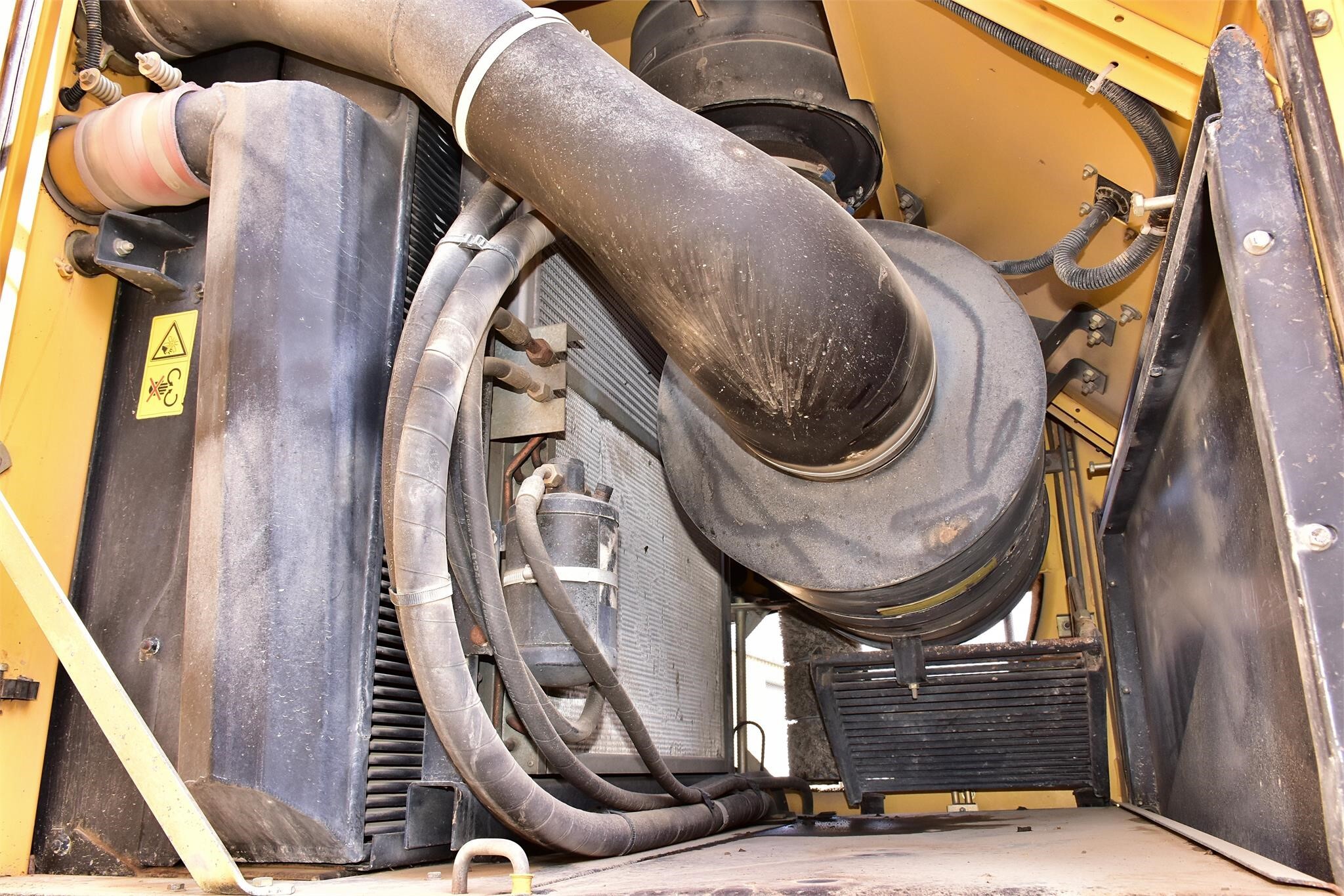 2000 New Holland FX58 Self-Propelled Forage Harvester