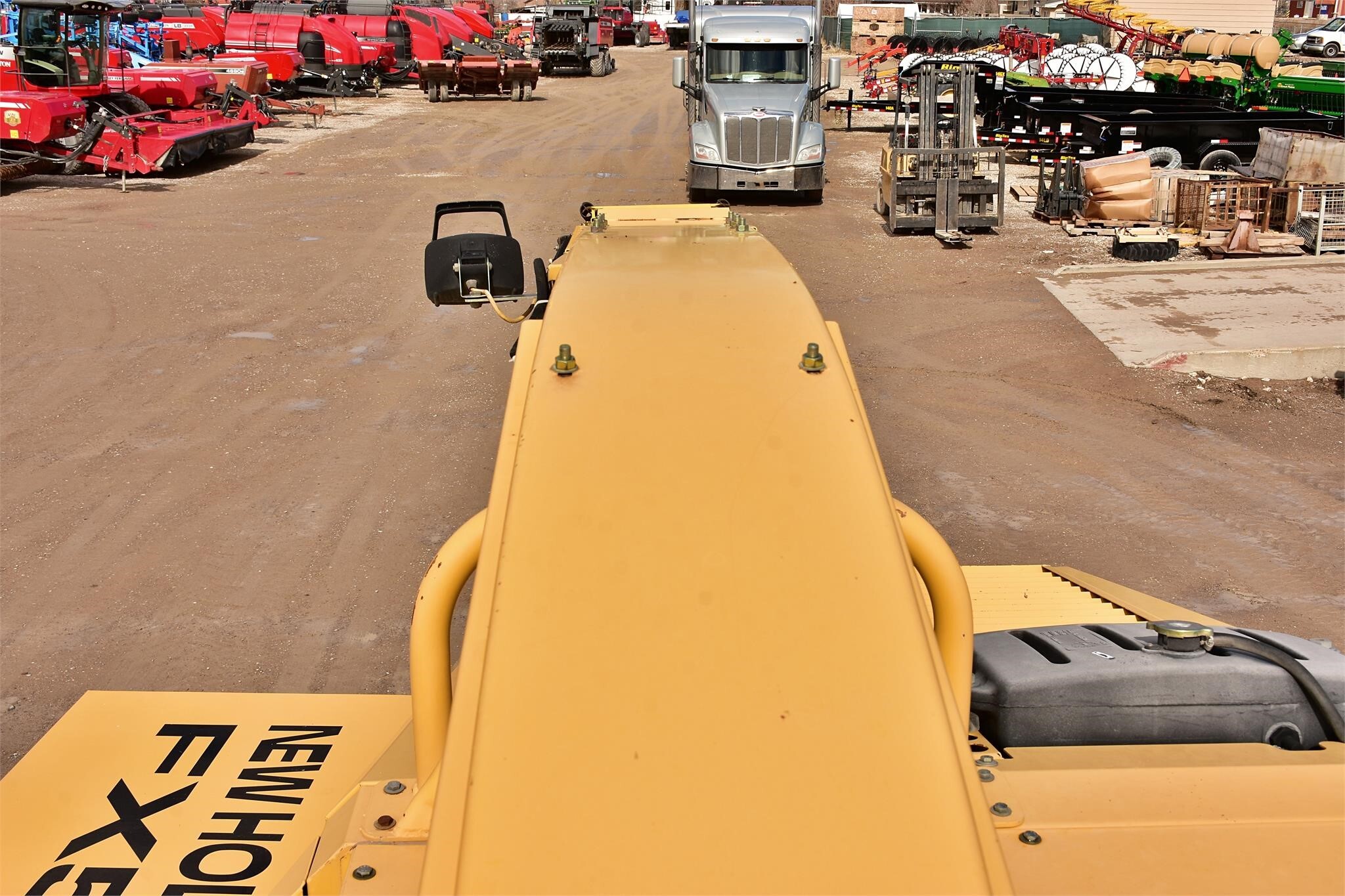 2000 New Holland FX58 Self-Propelled Forage Harvester