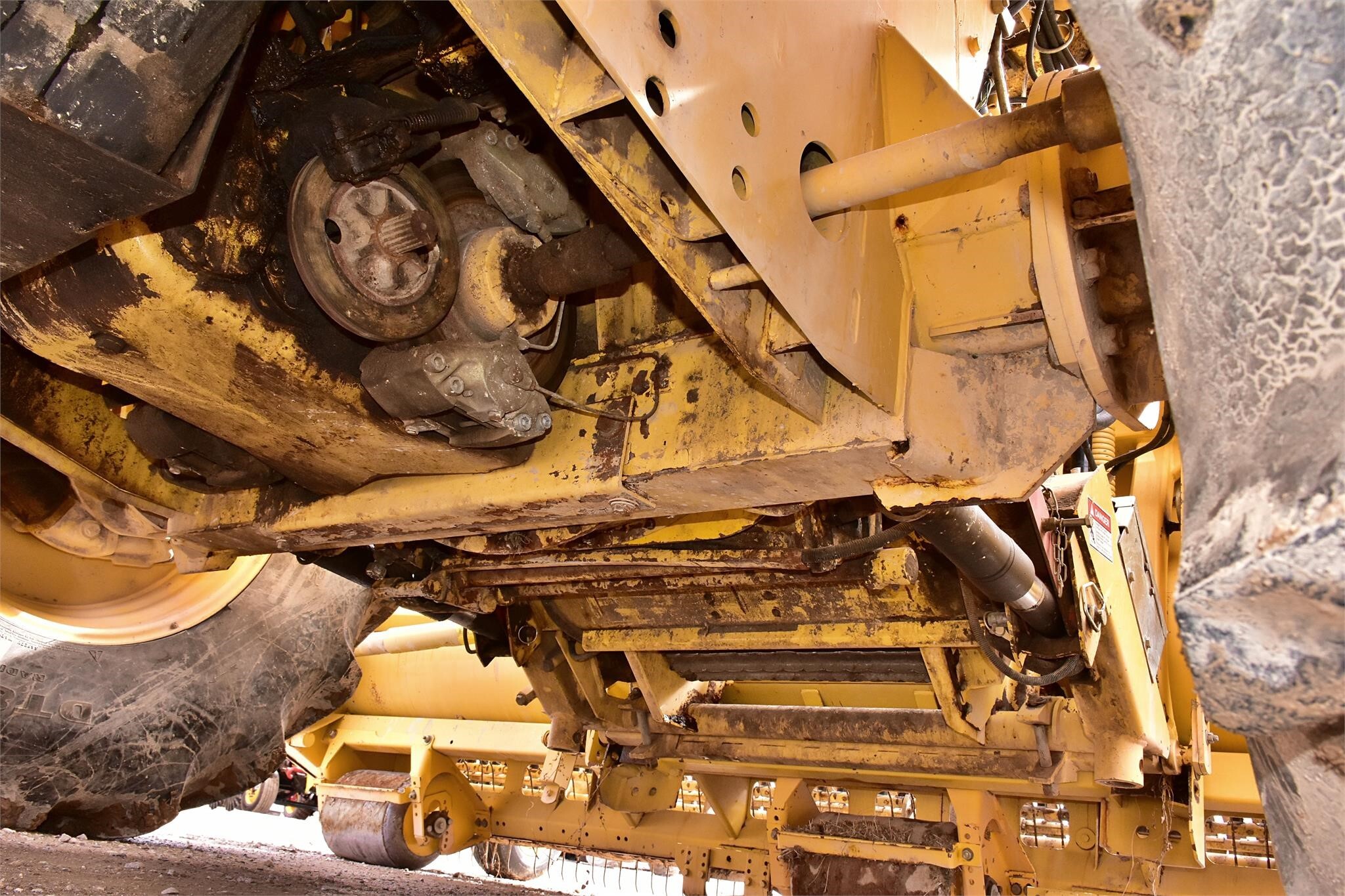 2000 New Holland FX58 Self-Propelled Forage Harvester