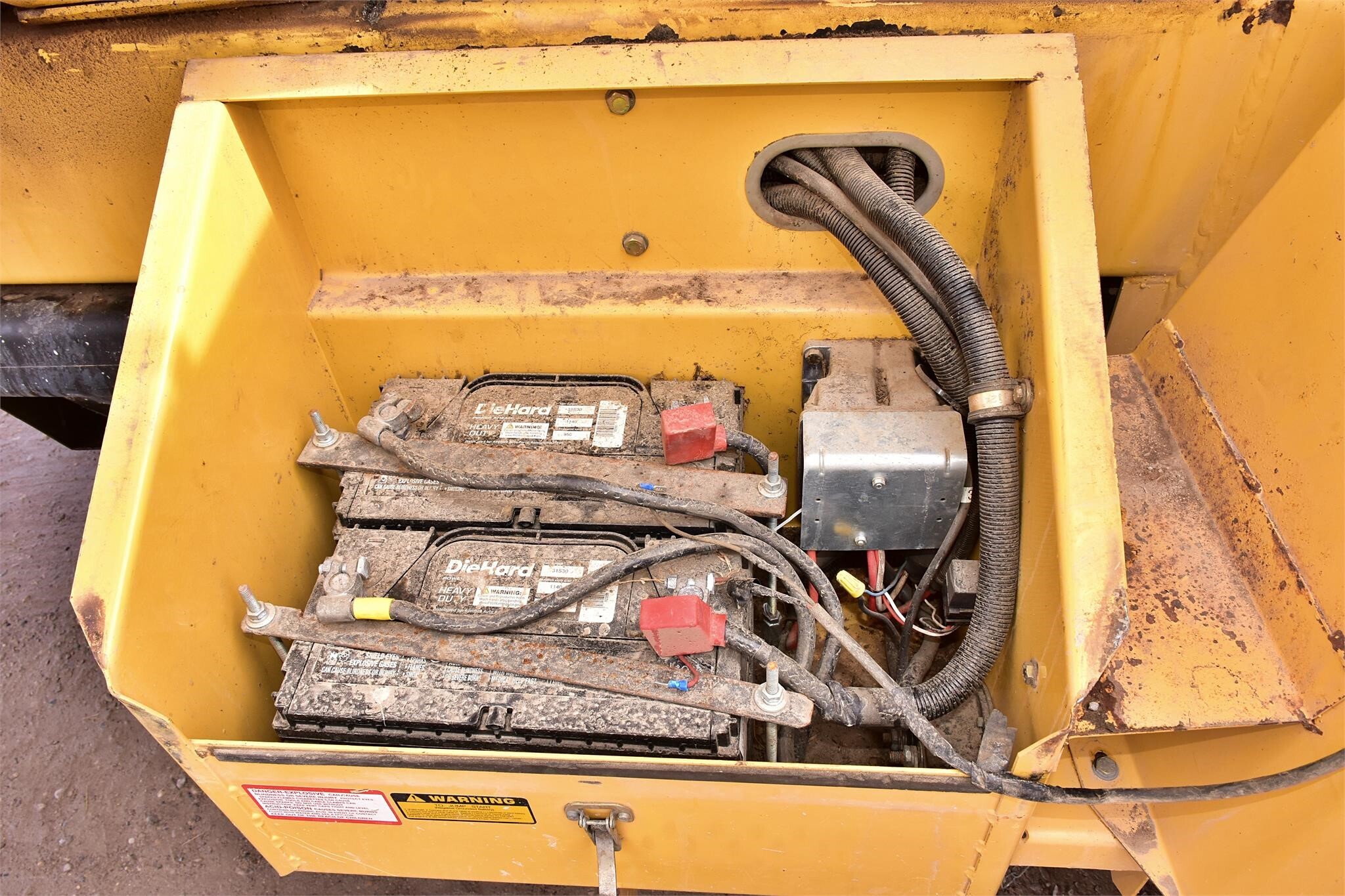 2000 New Holland FX58 Self-Propelled Forage Harvester