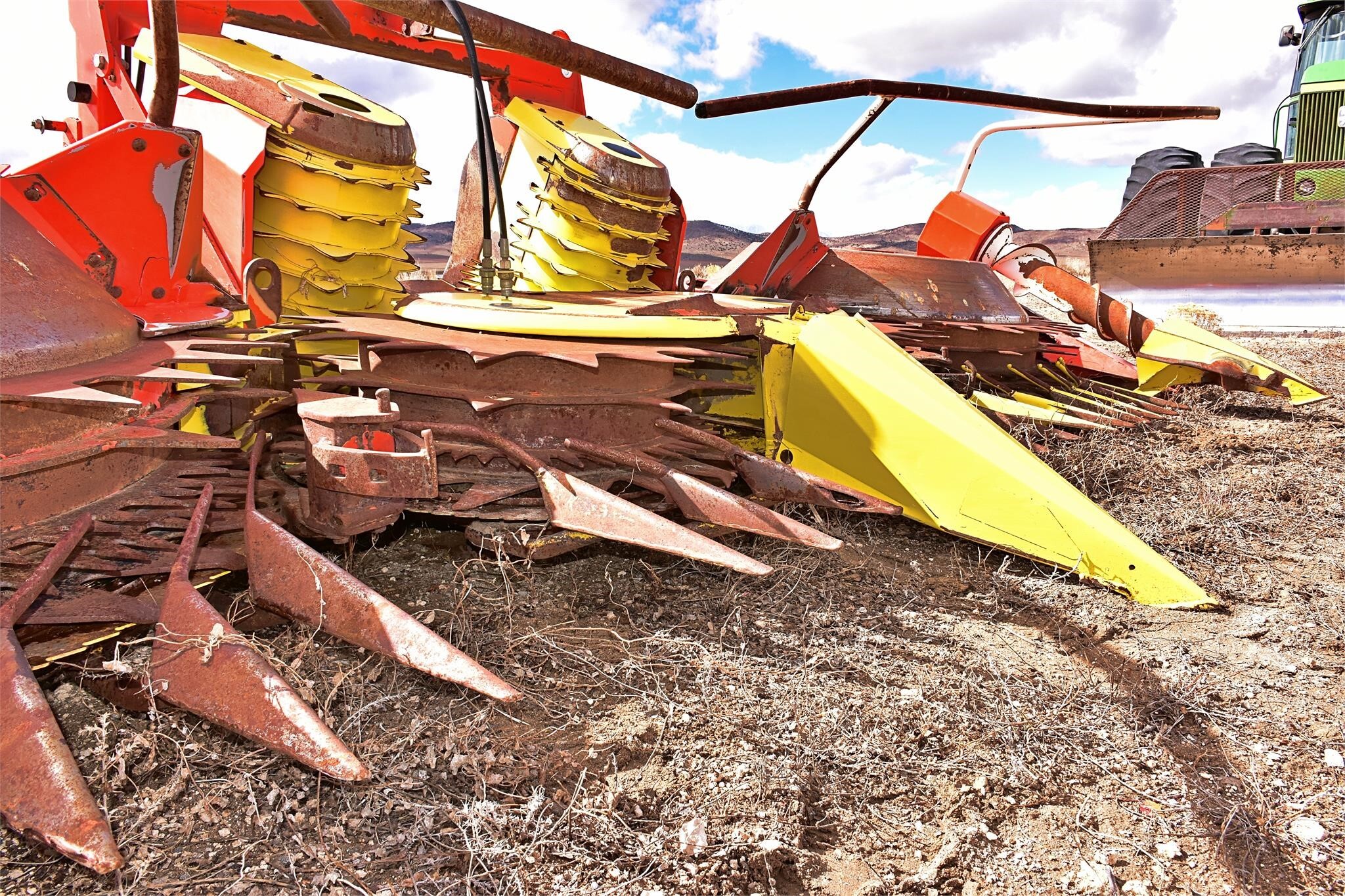 2000 New Holland FX58 Self-Propelled Forage Harvester