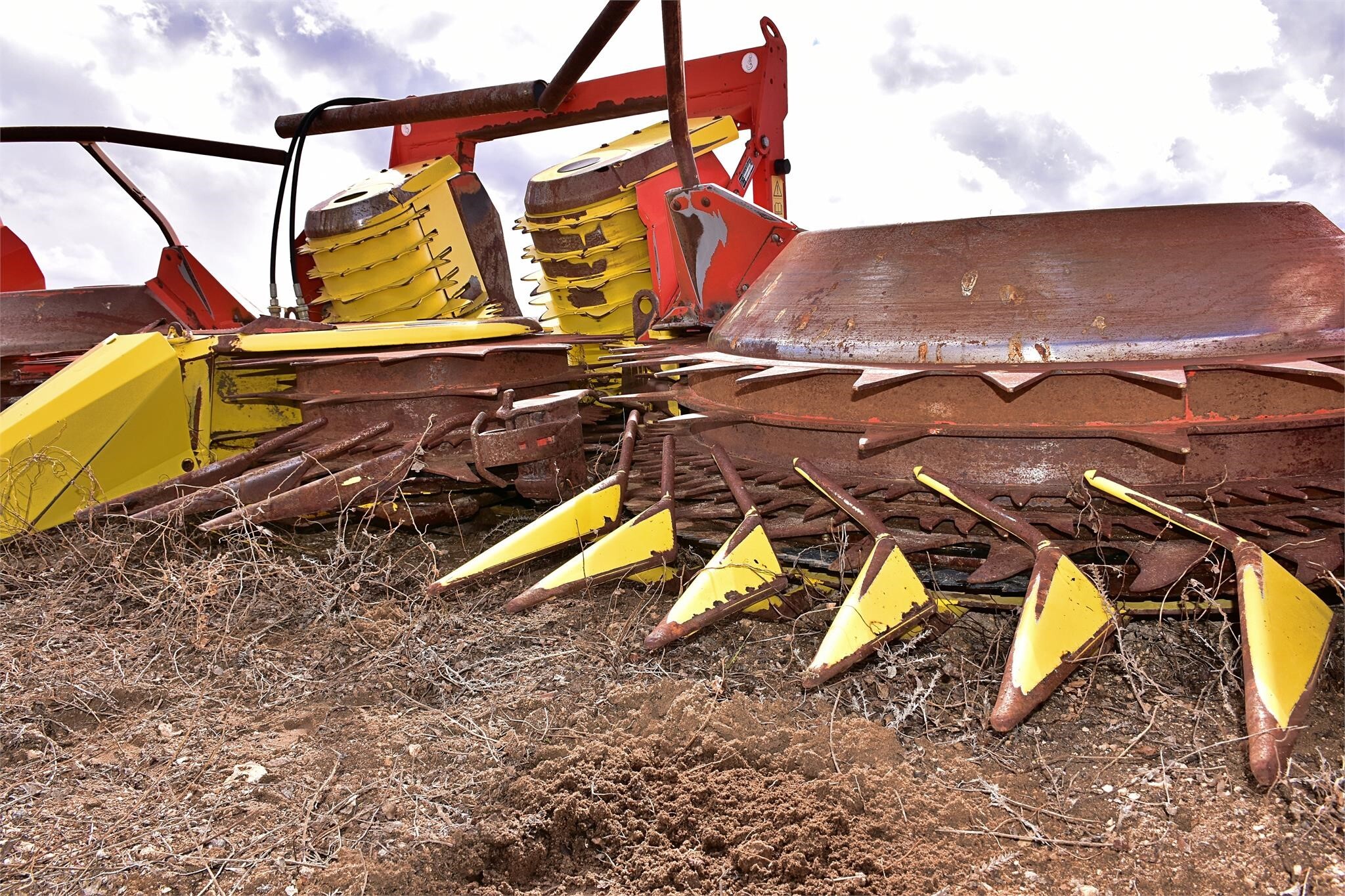 2000 New Holland FX58 Self-Propelled Forage Harvester