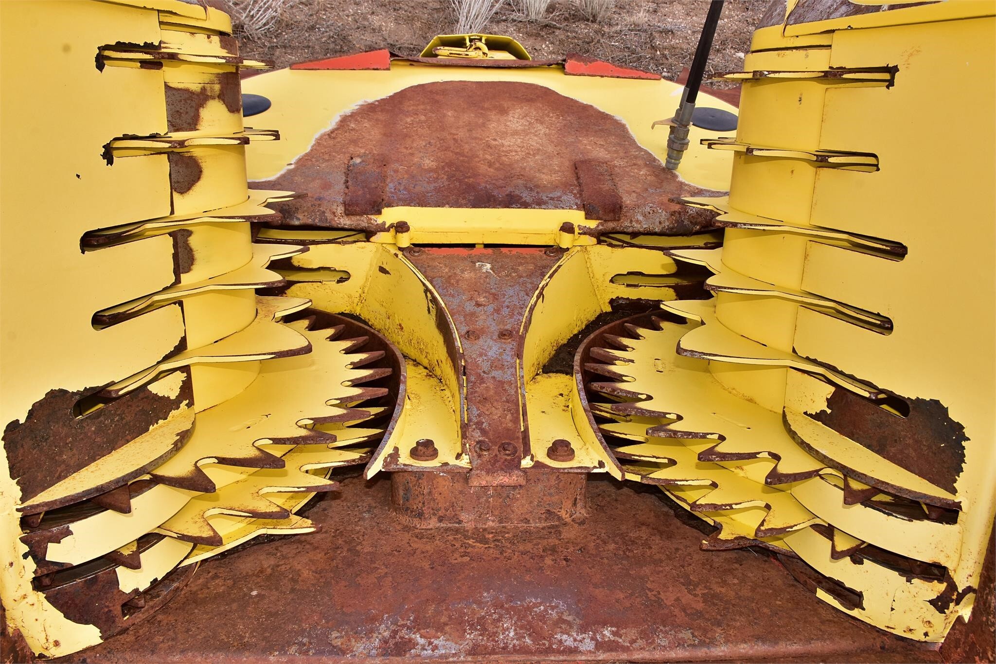 2000 New Holland FX58 Self-Propelled Forage Harvester