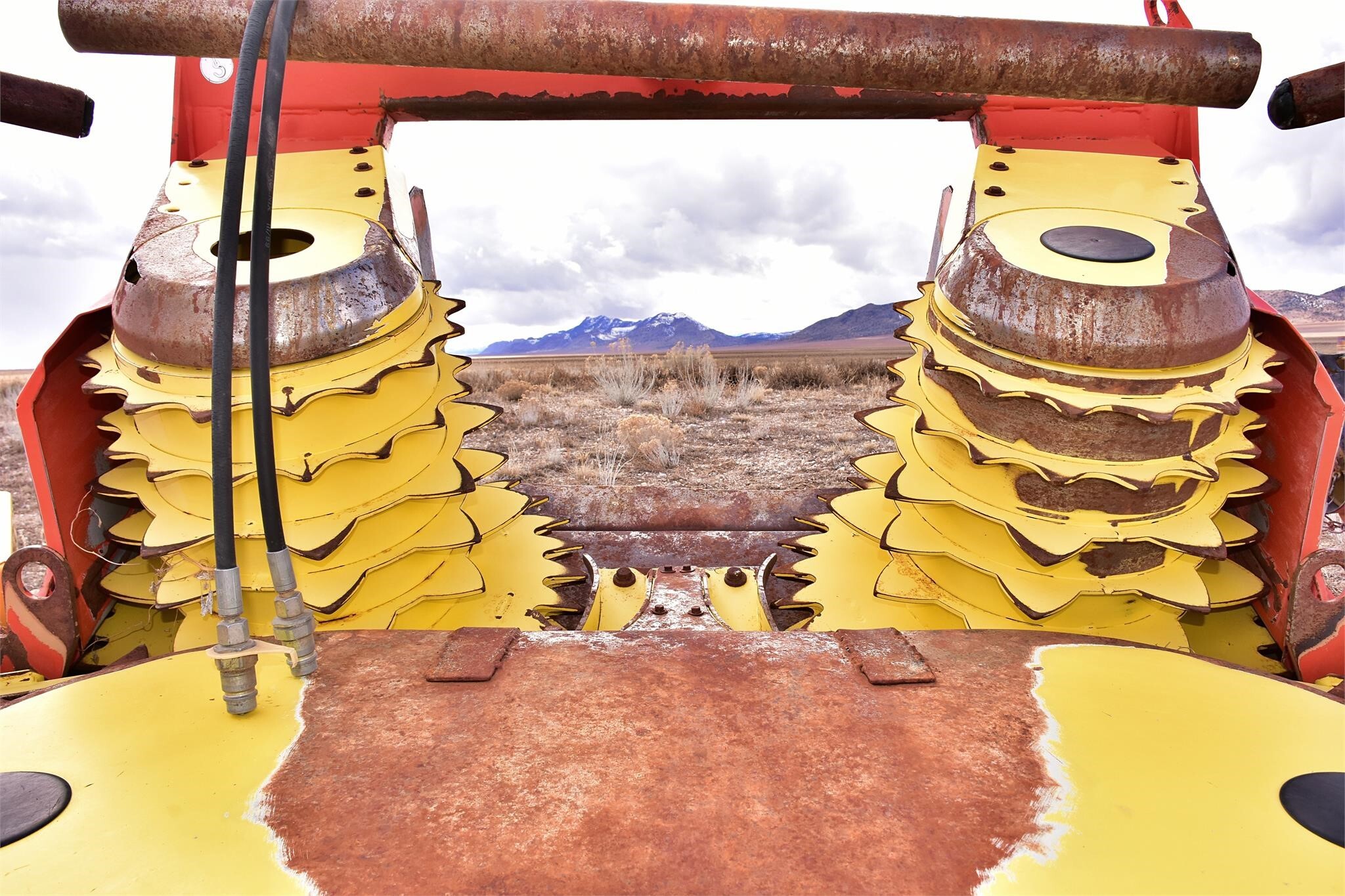 2000 New Holland FX58 Self-Propelled Forage Harvester