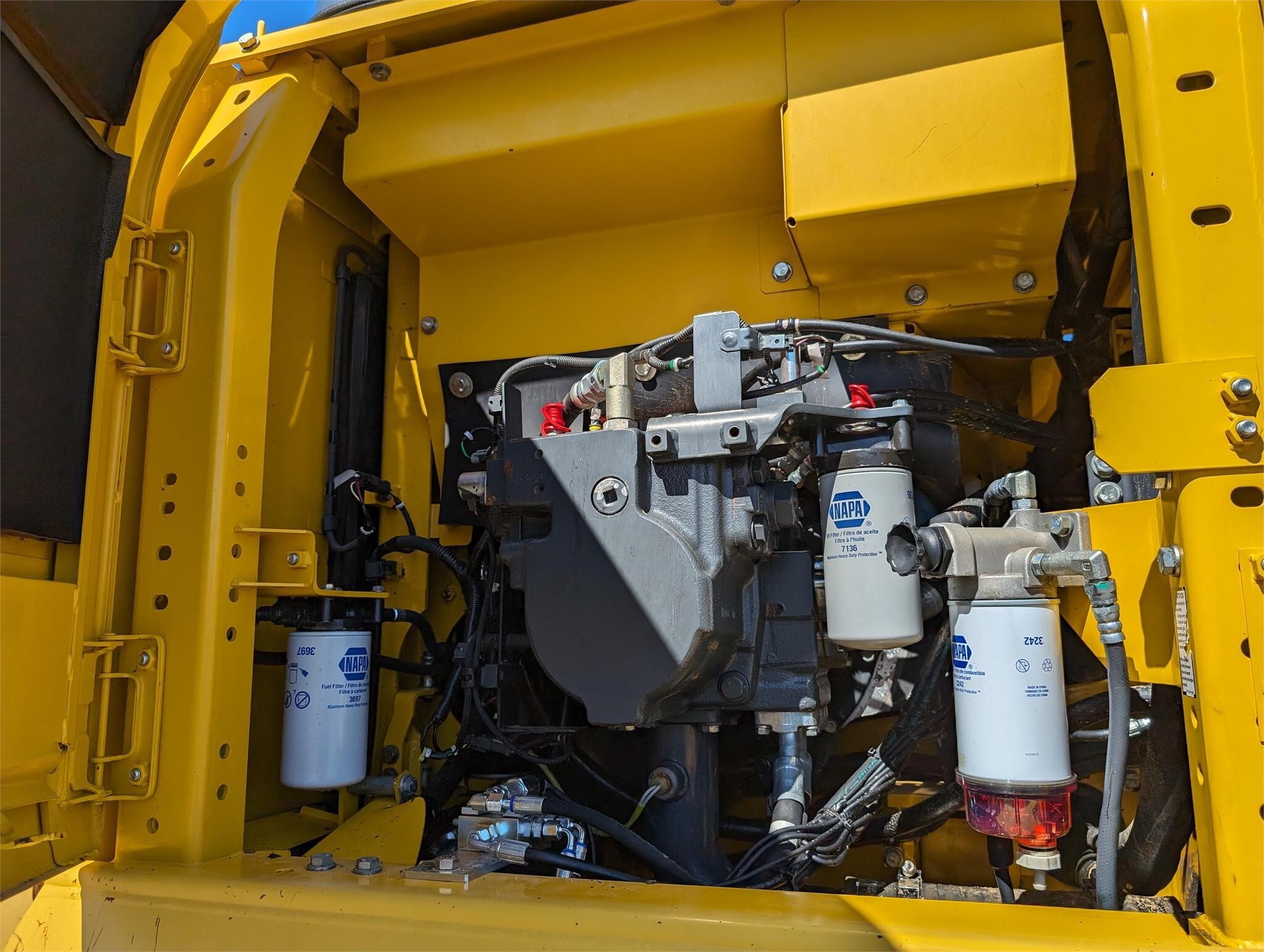 2015 Komatsu PC290 LC-11 Excavator