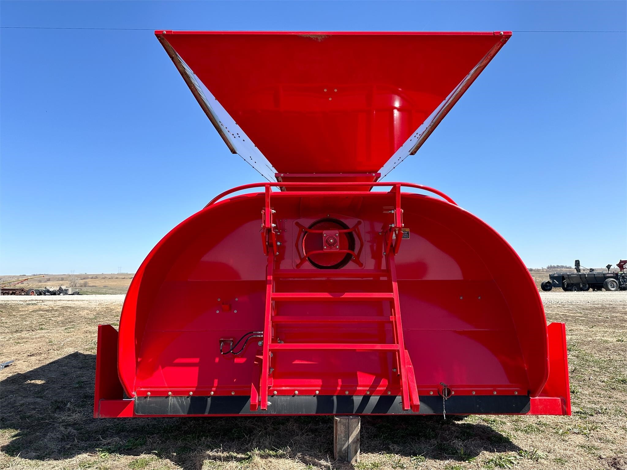 2026 Akron GTT5010 Grain Bagger
