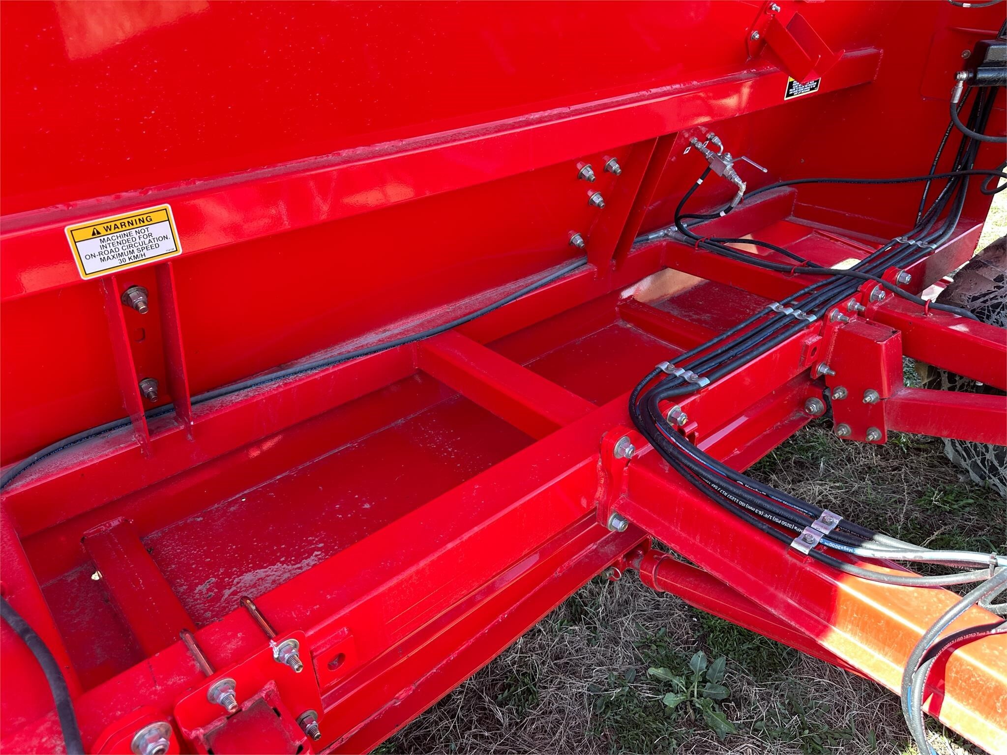 2026 Akron GTT5010 Grain Bagger