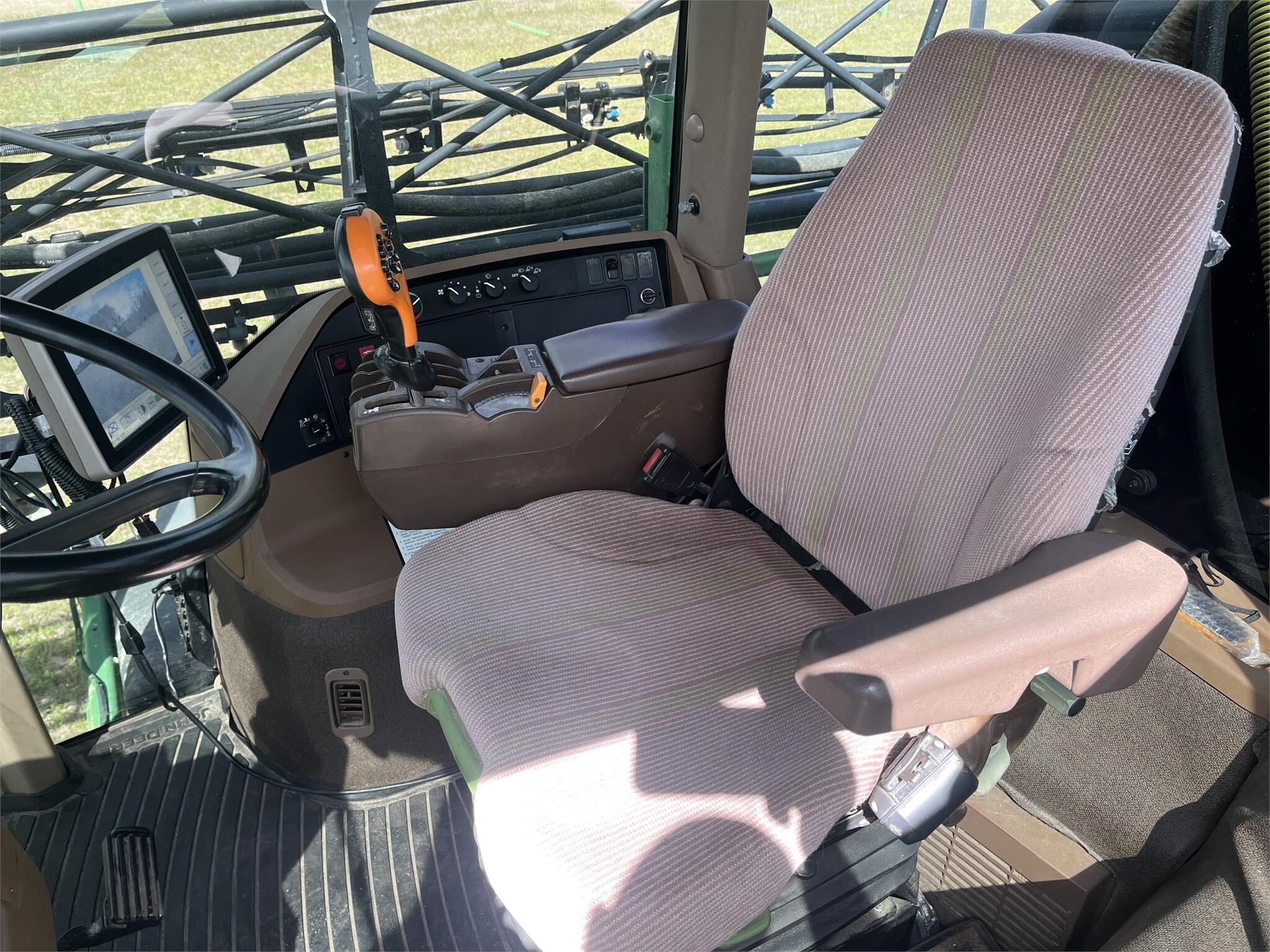 2013 John Deere 4730 Self-Propelled Sprayer