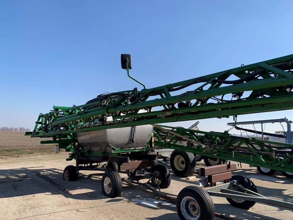 2016 John Deere R4045 Self-Propelled Sprayer
