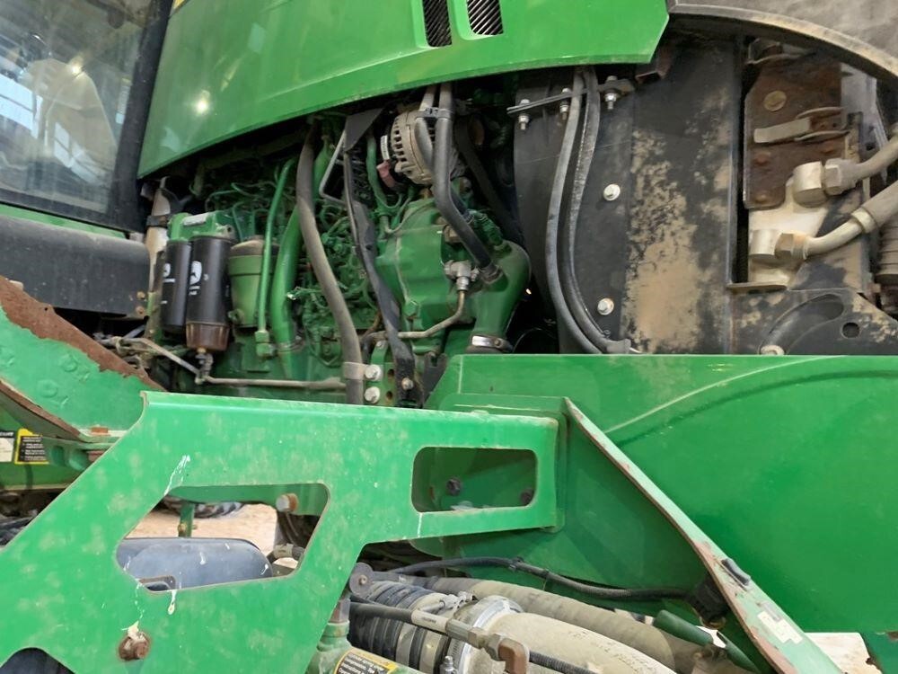 2016 John Deere R4045 Self-Propelled Sprayer
