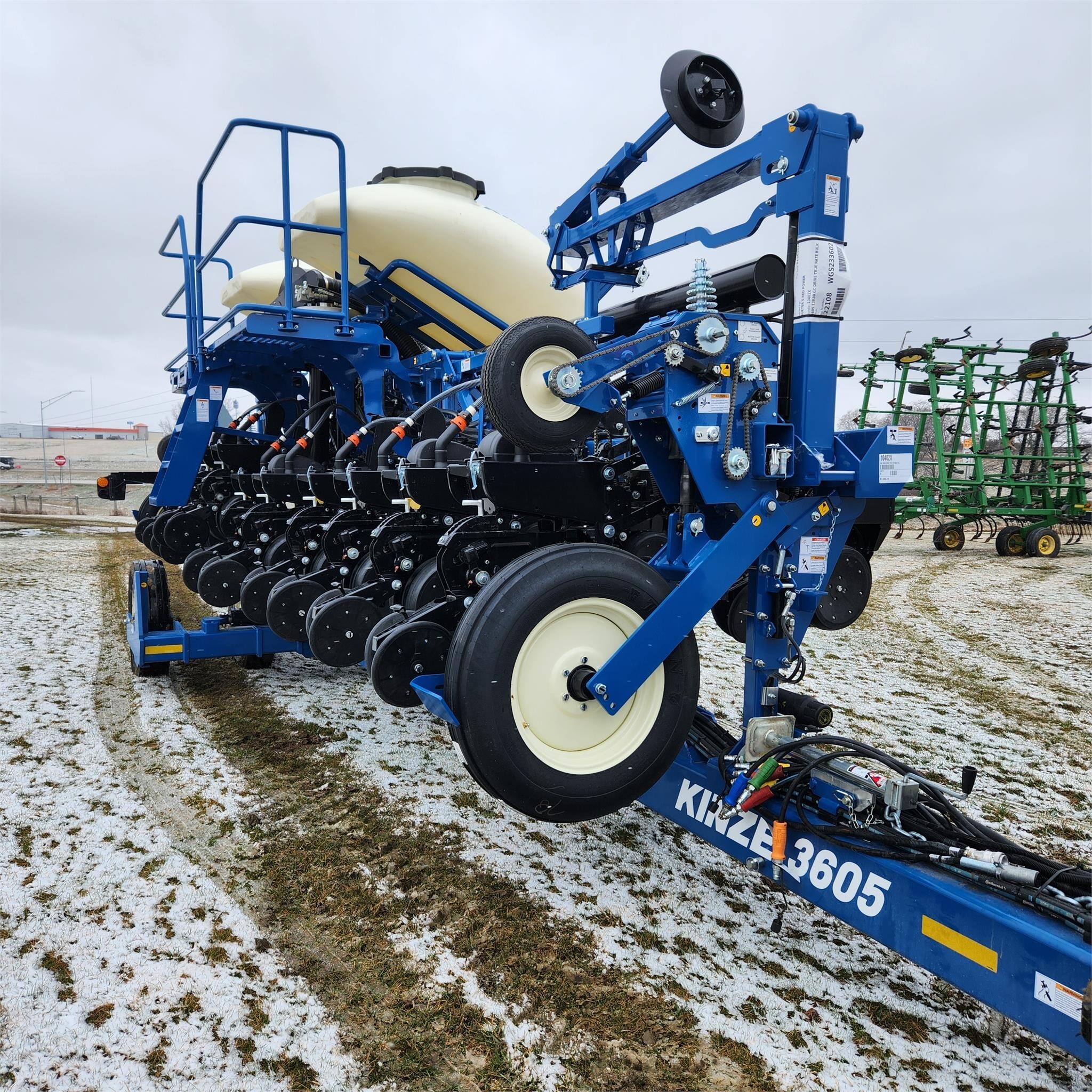 2024 Kinze 3605 Planter Call Machinery Pete