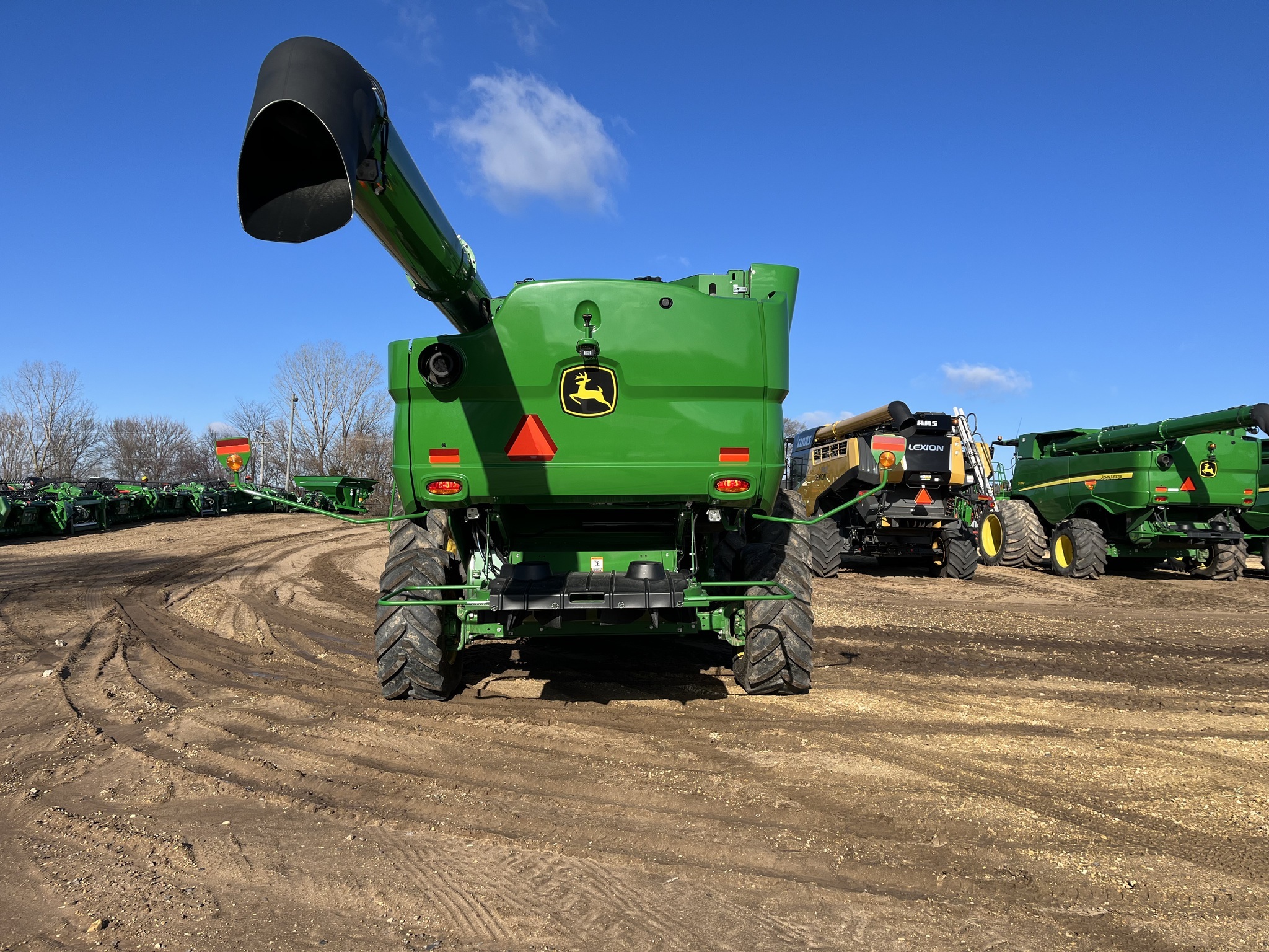 2023 John Deere S780 Combine