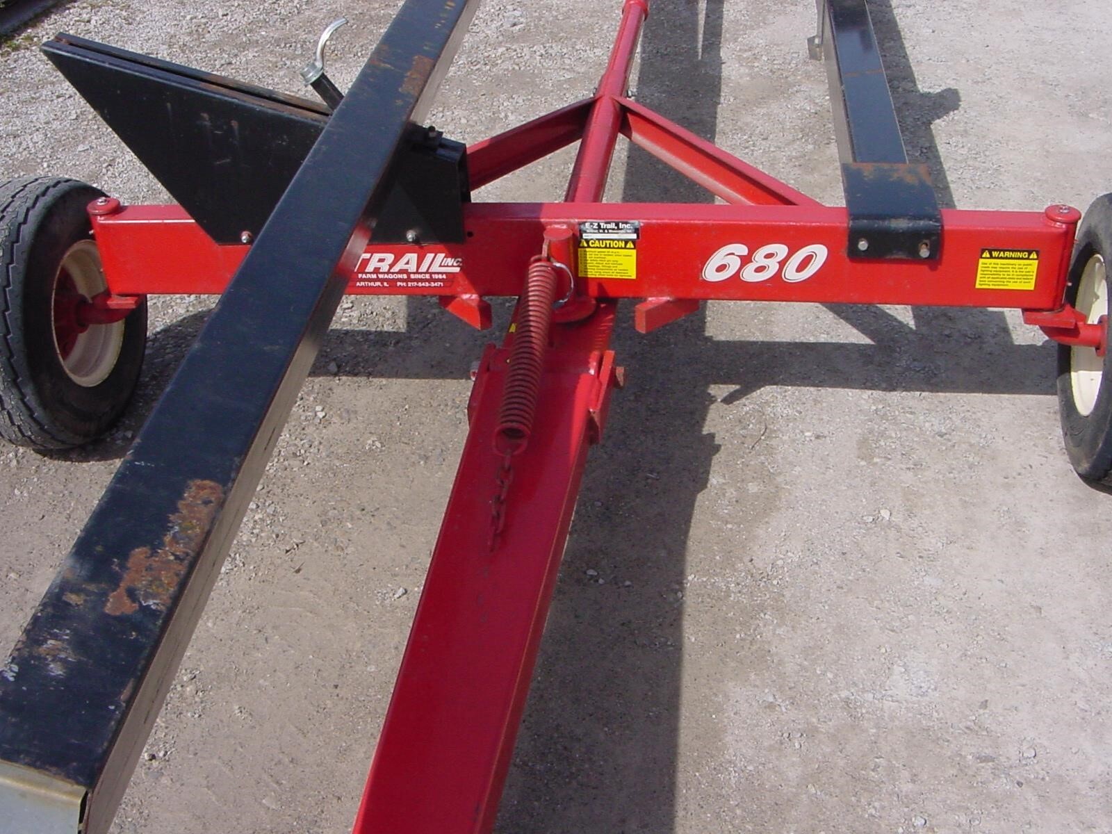  E-Z Trail 680 Header Trailer