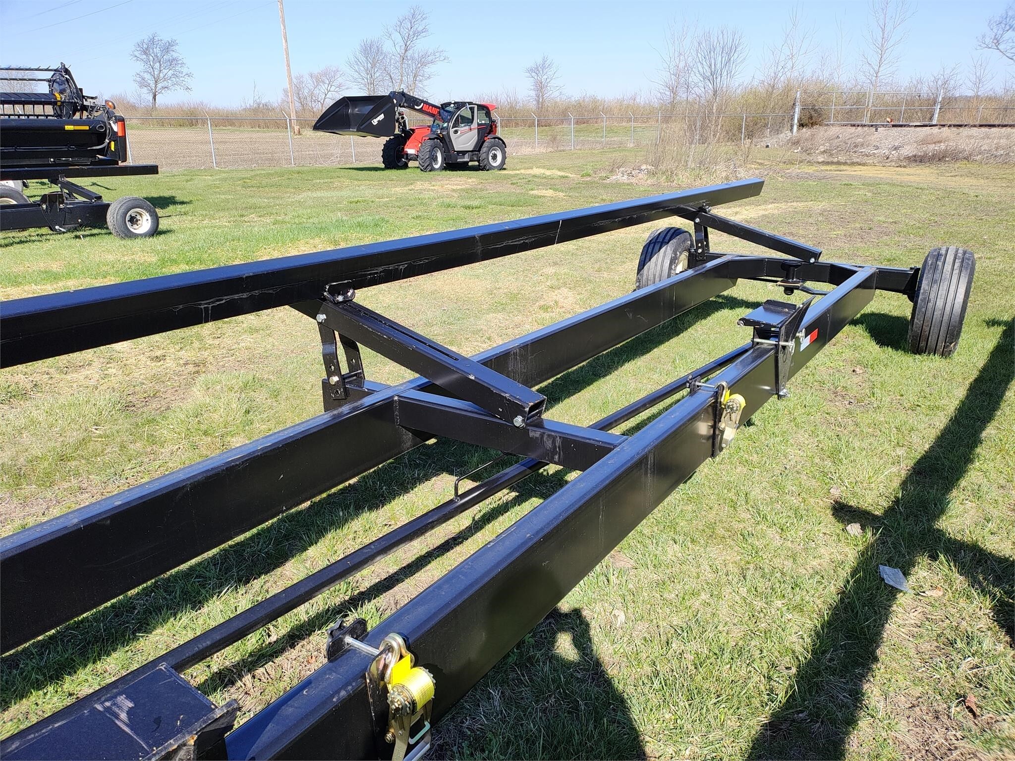  E-Z Trail 1084AWS Header Trailer