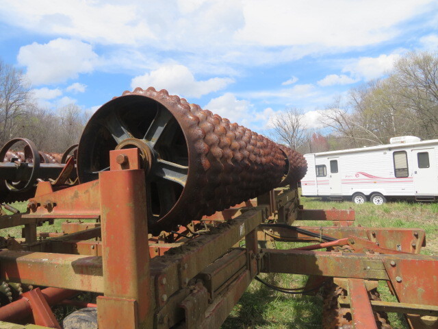  Kewanee 1501 Mulchers / Cultipacker