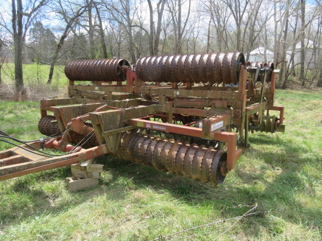  Kewanee 1501 Mulchers / Cultipacker