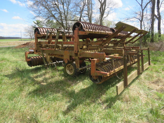  Kewanee 1501 Mulchers / Cultipacker