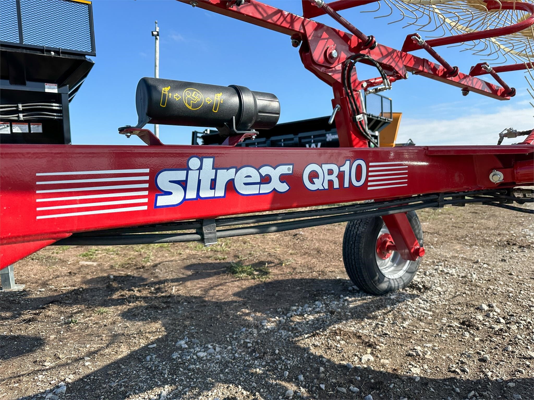 2025 Sitrex QR10 Rake