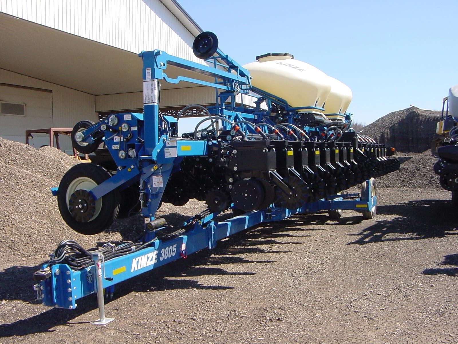 2024 Kinze 3605 Planter Call Machinery Pete