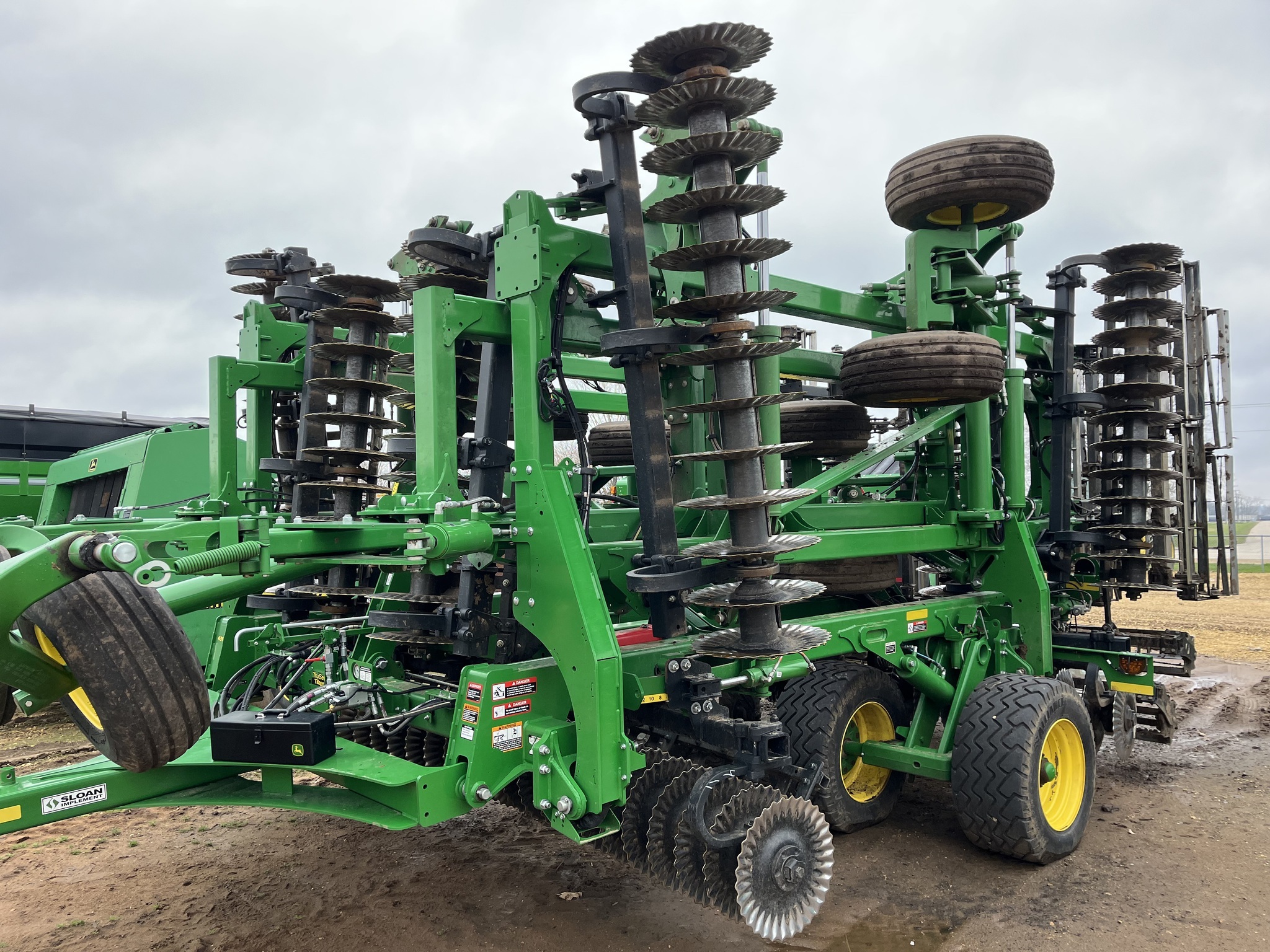2022 John Deere 2660 Vertical Tillage