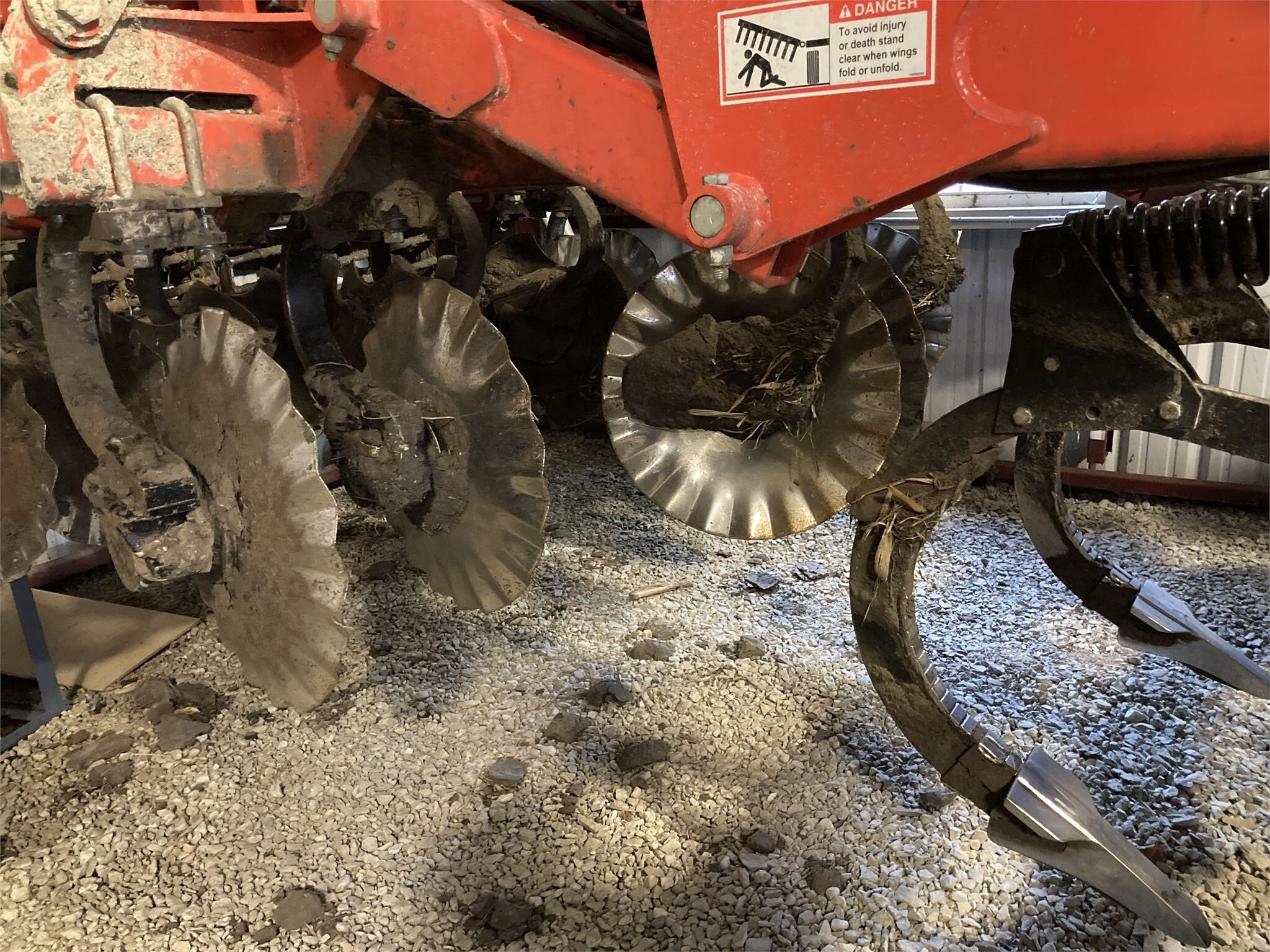 2021 Kuhn Krause 4856-11 V Ripper