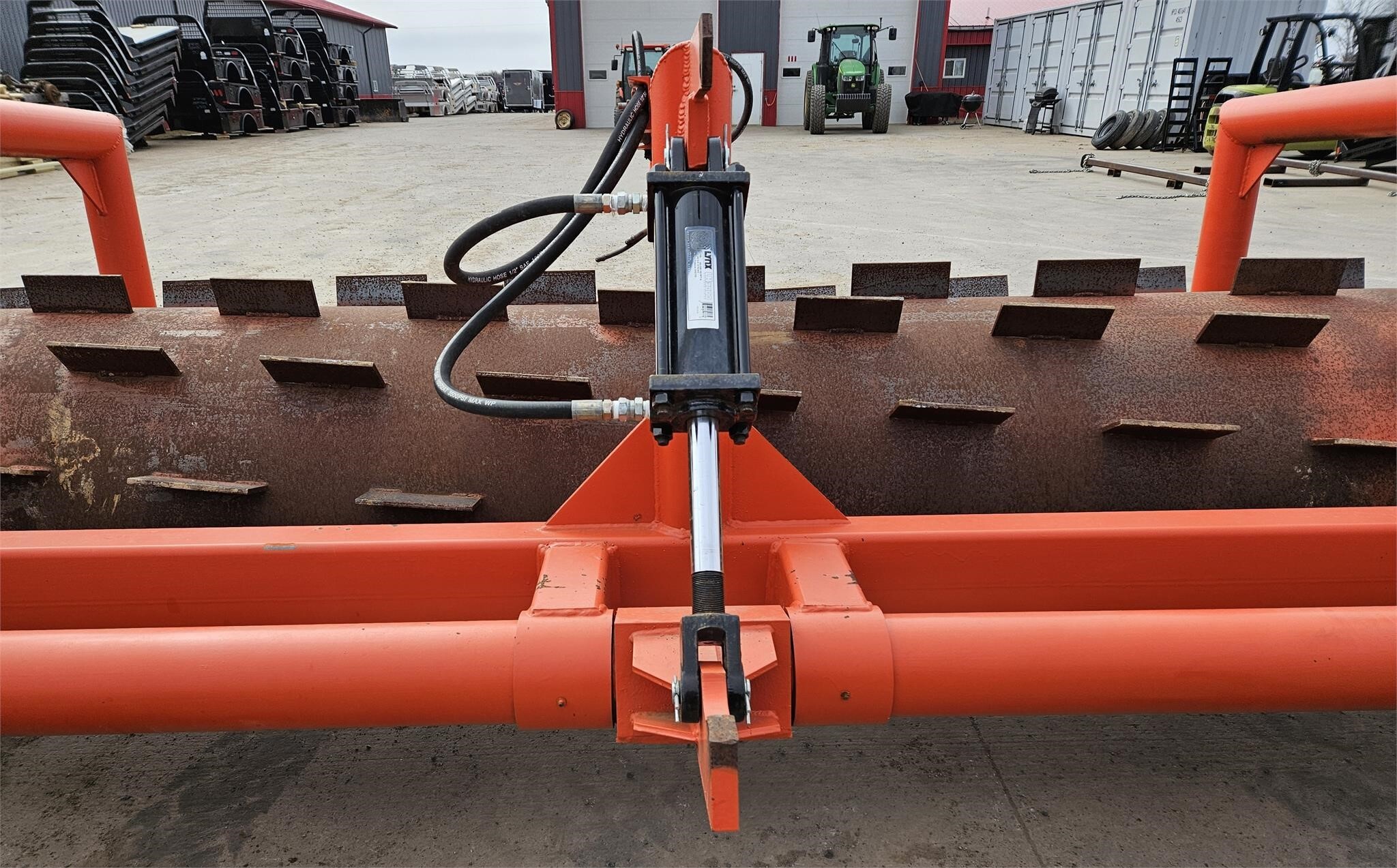  Fair Oaks LR20 Land Roller