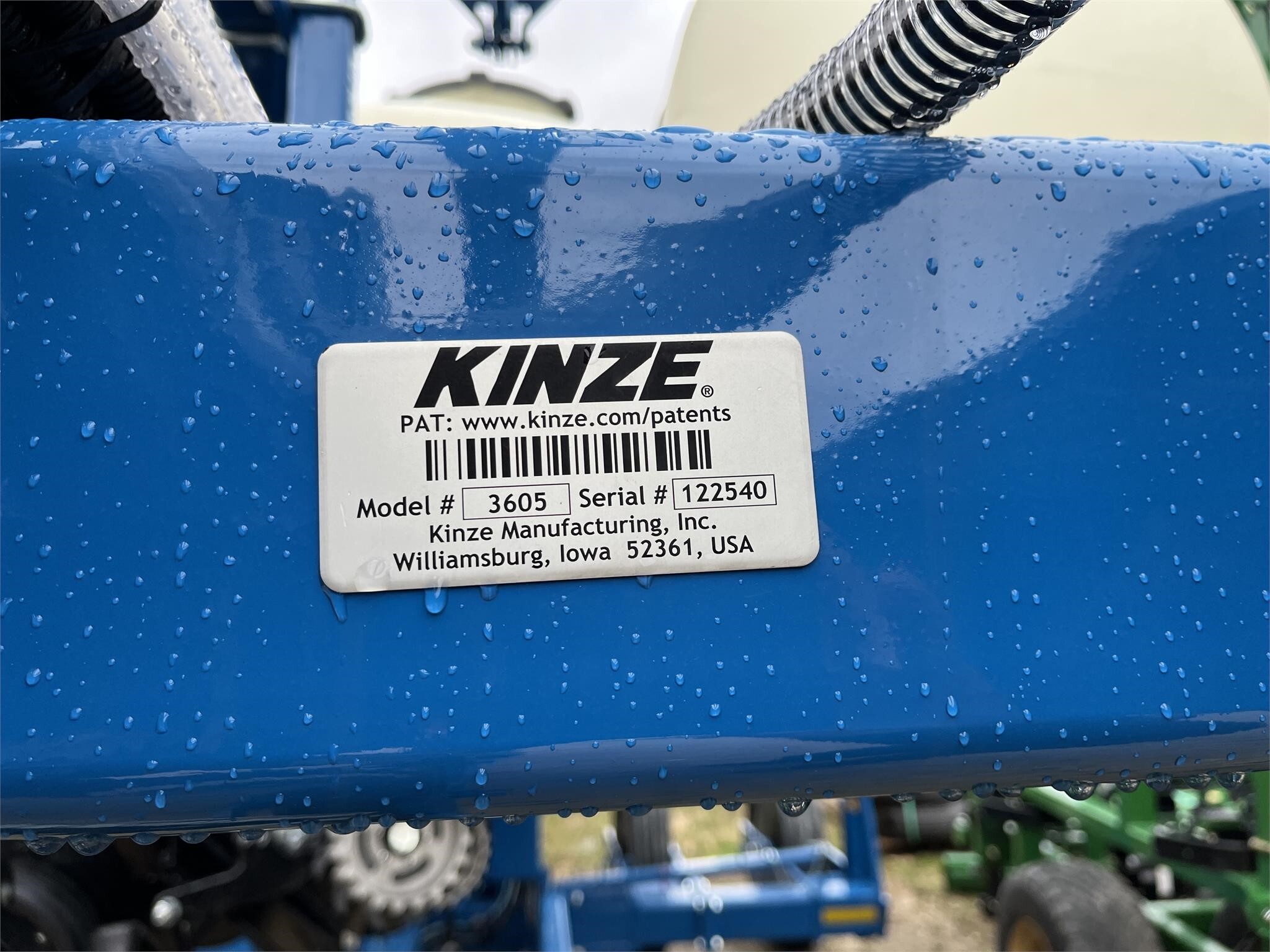 2024 Kinze 3605 Planter