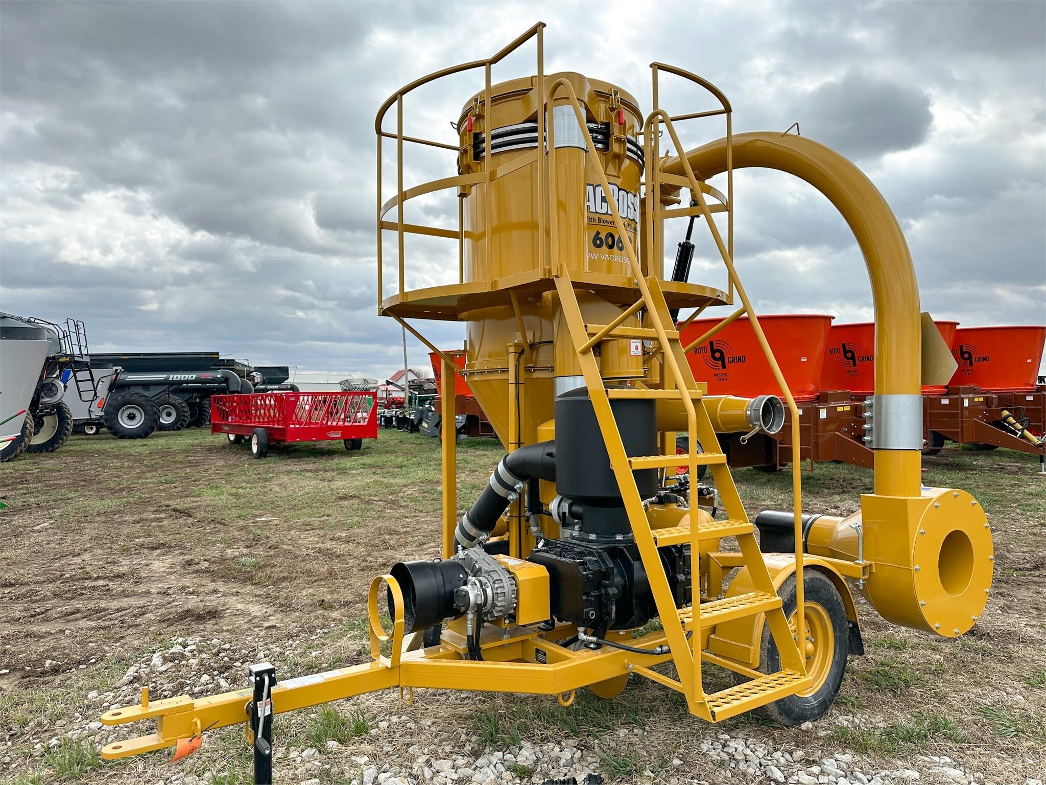2026 VAC BOSS 6068 Grain Vac