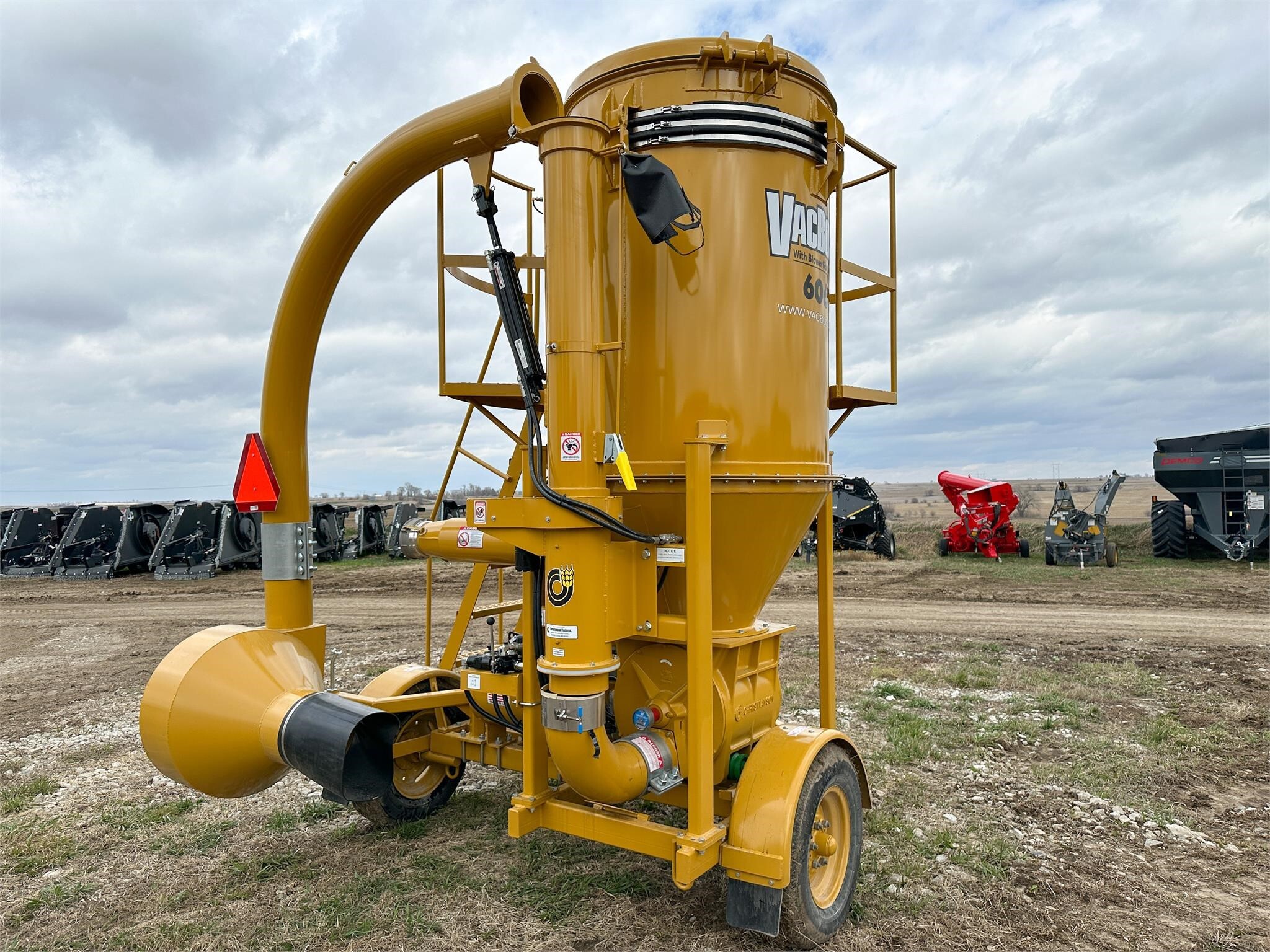 2026 VAC BOSS 6068 Grain Vac