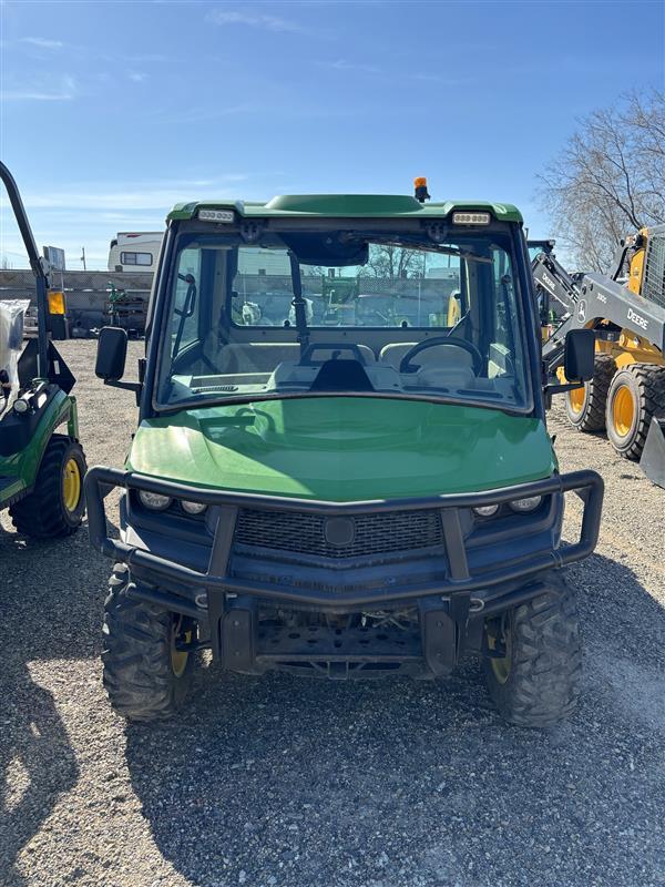 2019 John Deere XUV835R ATVs and Utility Vehicle
