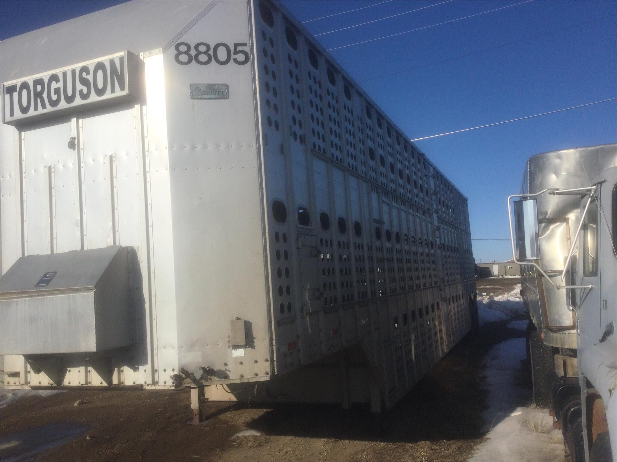 1988 Merritt 48' Livestock Trailer