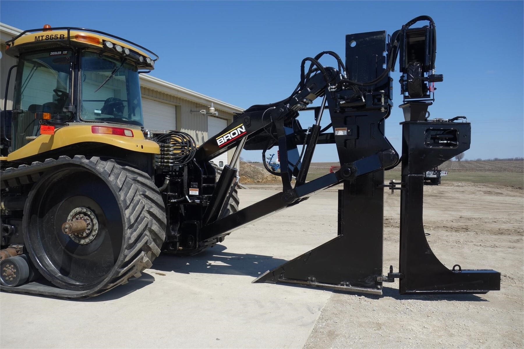  Bron DL400 Plow