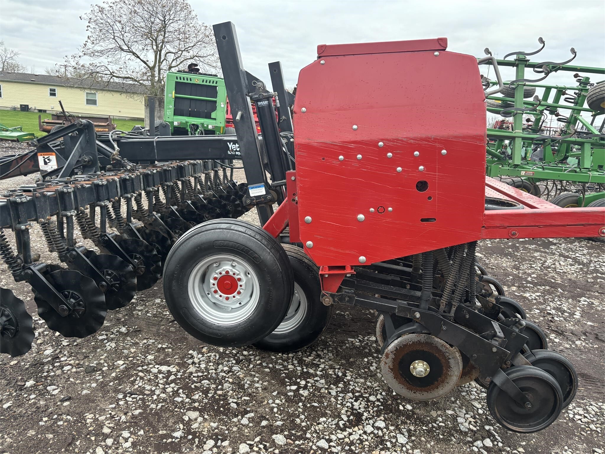 Case IH 5400 Drill 11,900 Machinery Pete