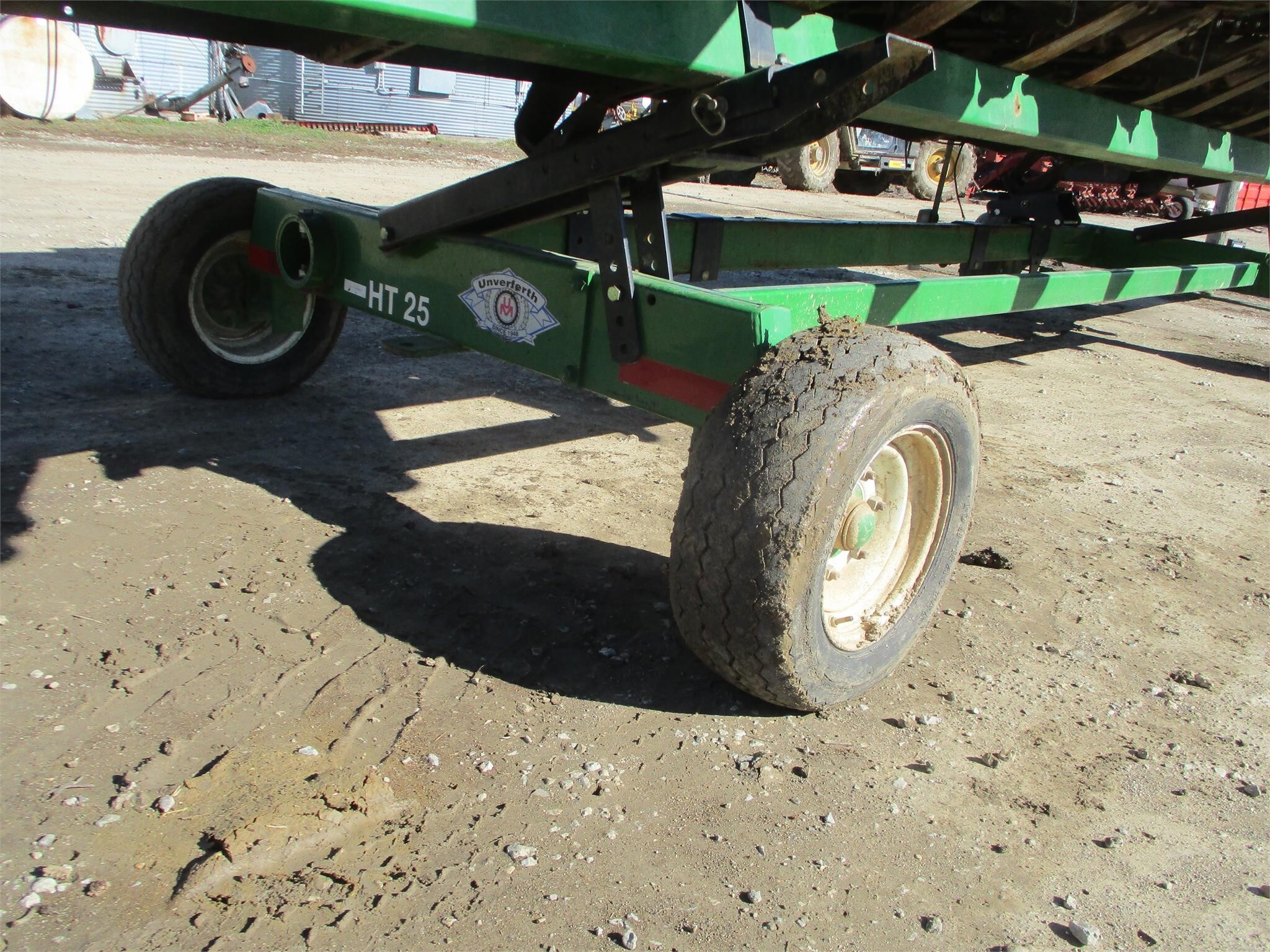  Unverferth HT25 Header Trailer