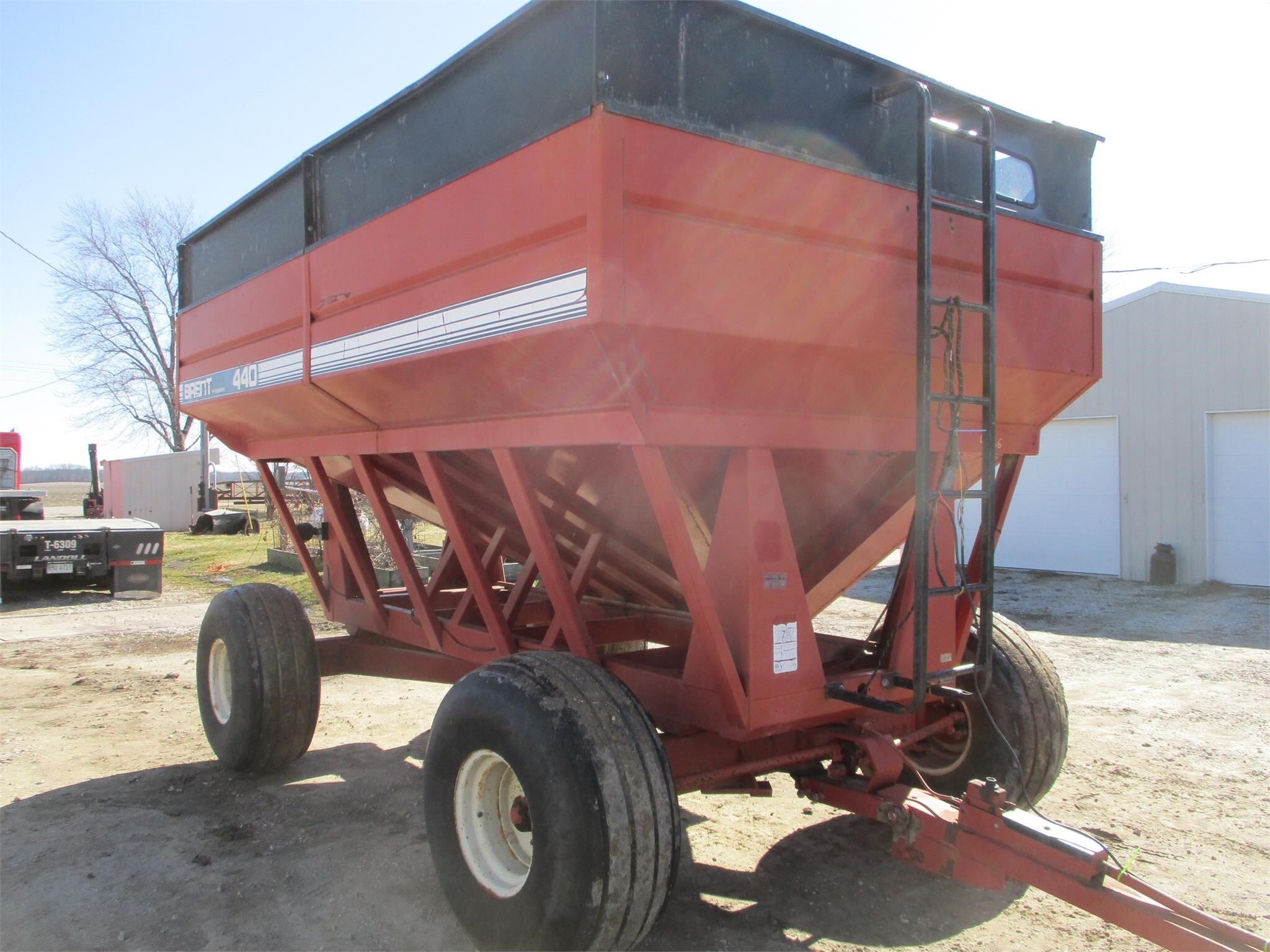  Brent 440 Gravity Wagon